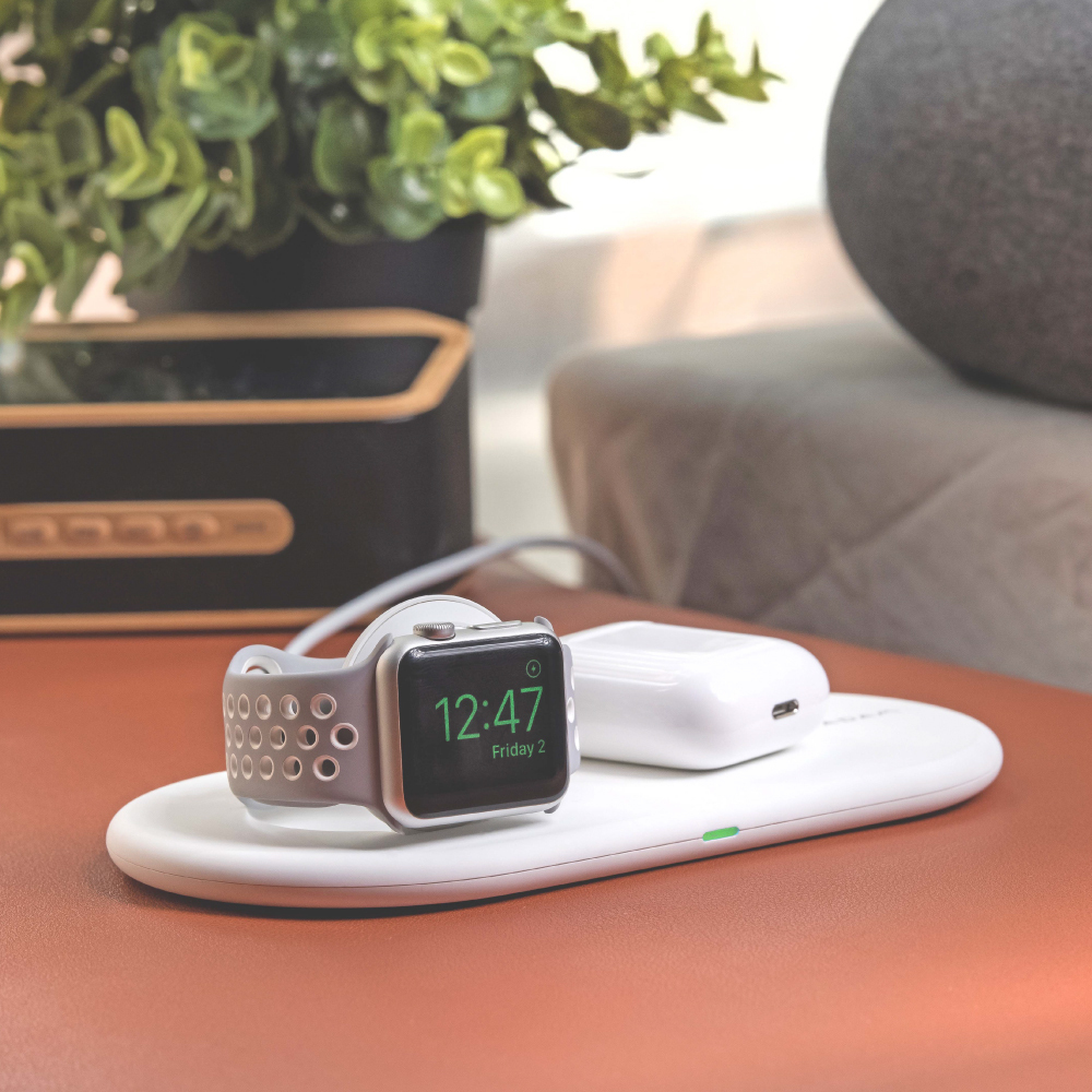 【Free Gift】OMNIA Q2  Apple MFi-Certified Wireless 2+1 Fast Charging Stand