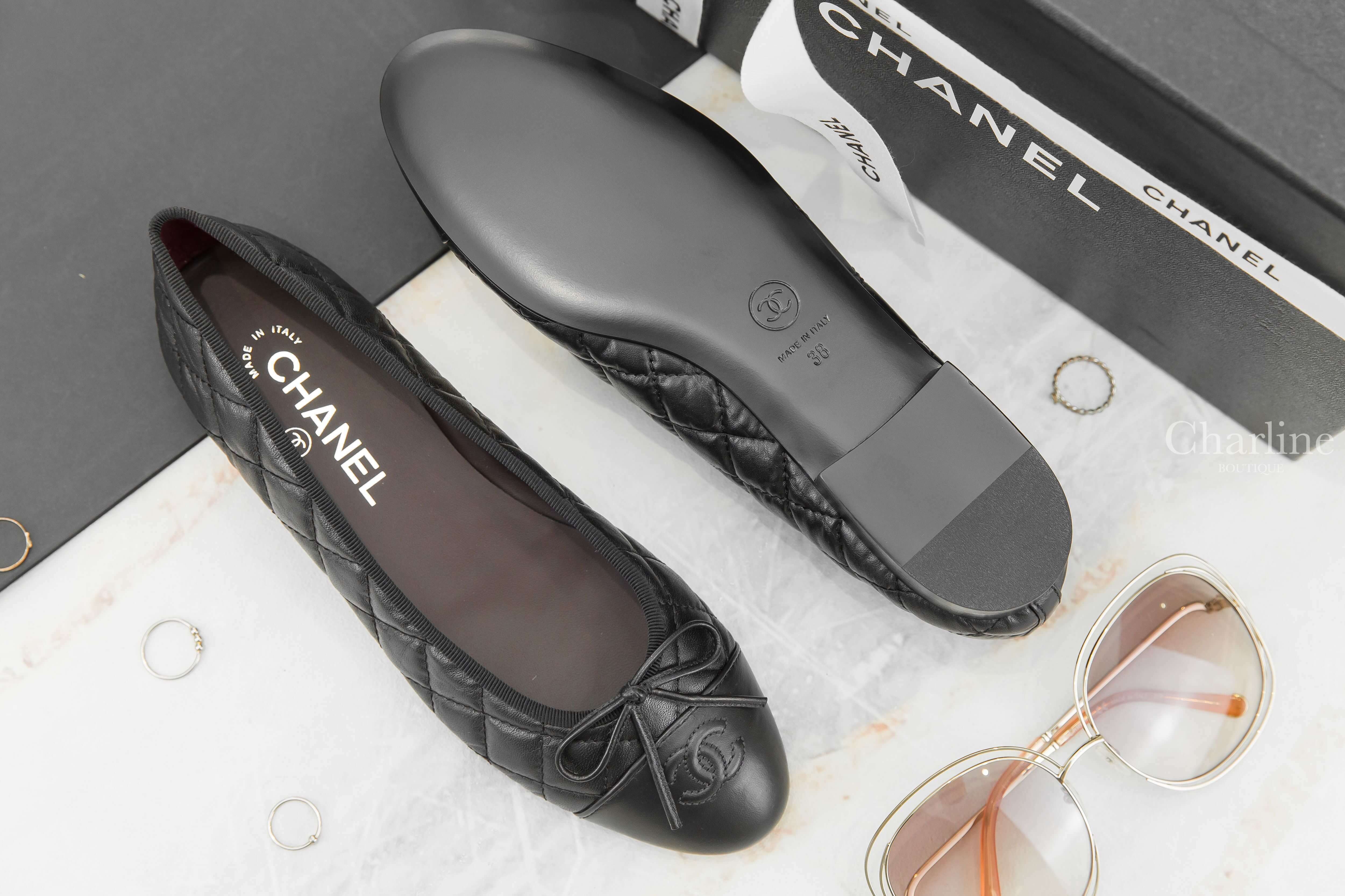 Chanel Flats 黑/黑CC蝴蝶結仿舊牛皮菱格紋芭蕾平底舞鞋-Charline Boutique 精品代購