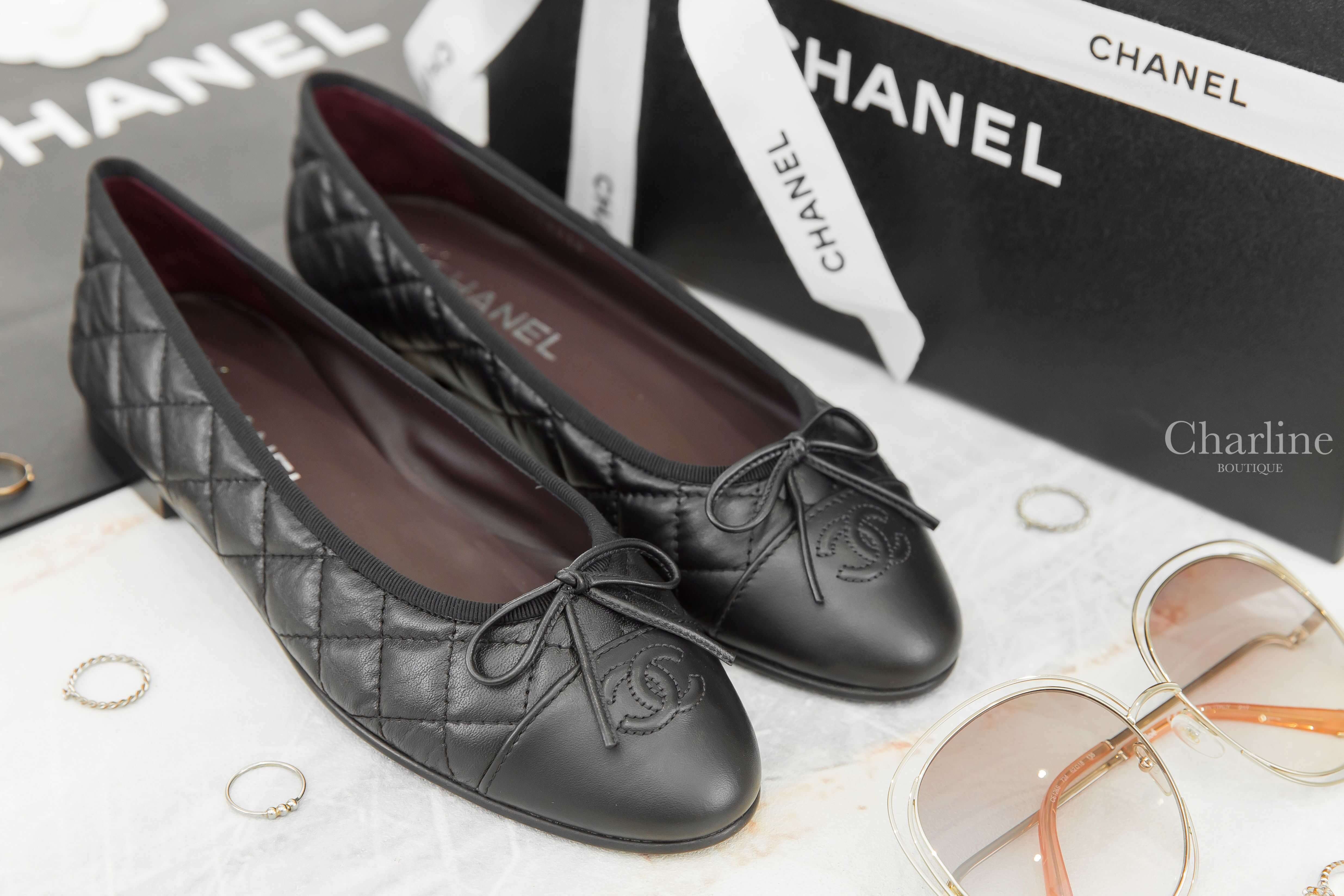 Chanel Flats 黑/黑CC蝴蝶結仿舊牛皮菱格紋芭蕾平底舞鞋-Charline Boutique 精品代購