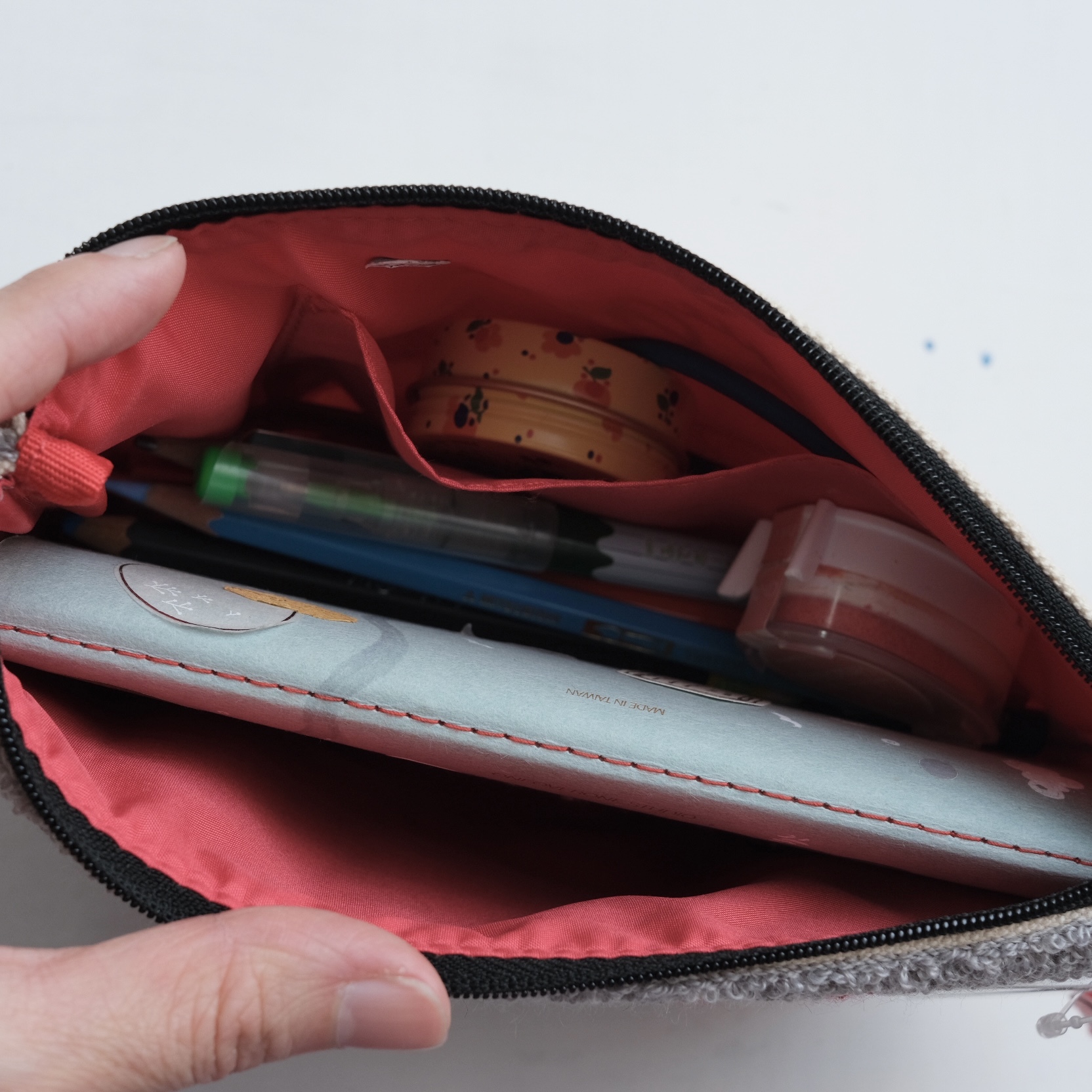 迪士尼 毛絨絨 收納小包 手拿包 維尼/米妮/米奇