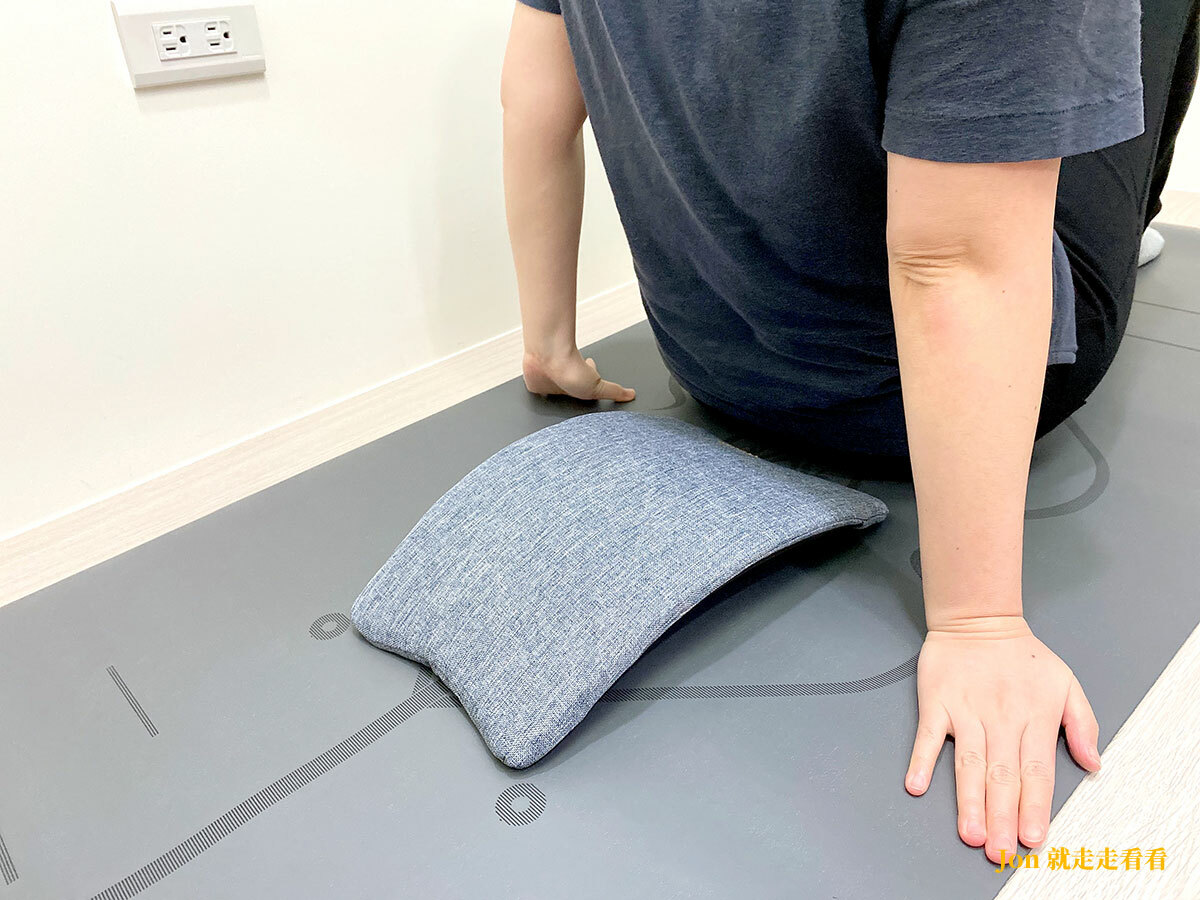 JON就走走看看 推薦倍麗森瑜珈墊+專利拉背器，持續運動才是保護身體最好的方法