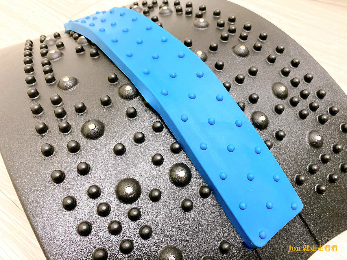 JON就走走看看 推薦倍麗森瑜珈墊+專利拉背器，持續運動才是保護身體最好的方法