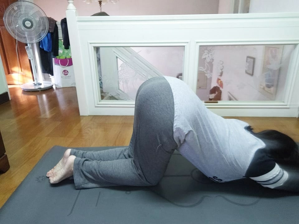 飯桶家族的吃喝玩樂推薦倍麗森瑜珈墊+專利拉背器，調整體態與姿勢的好選擇