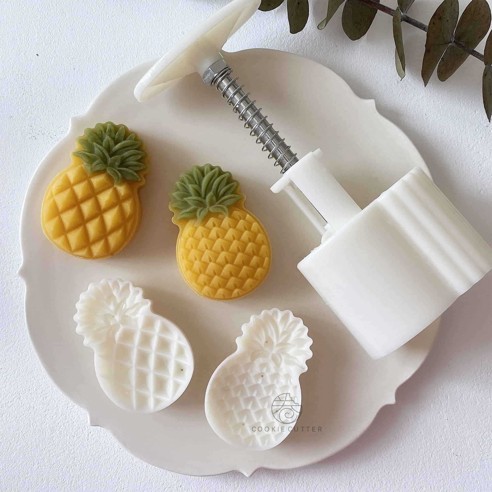 Pineapple Plunger Mould 2pcs