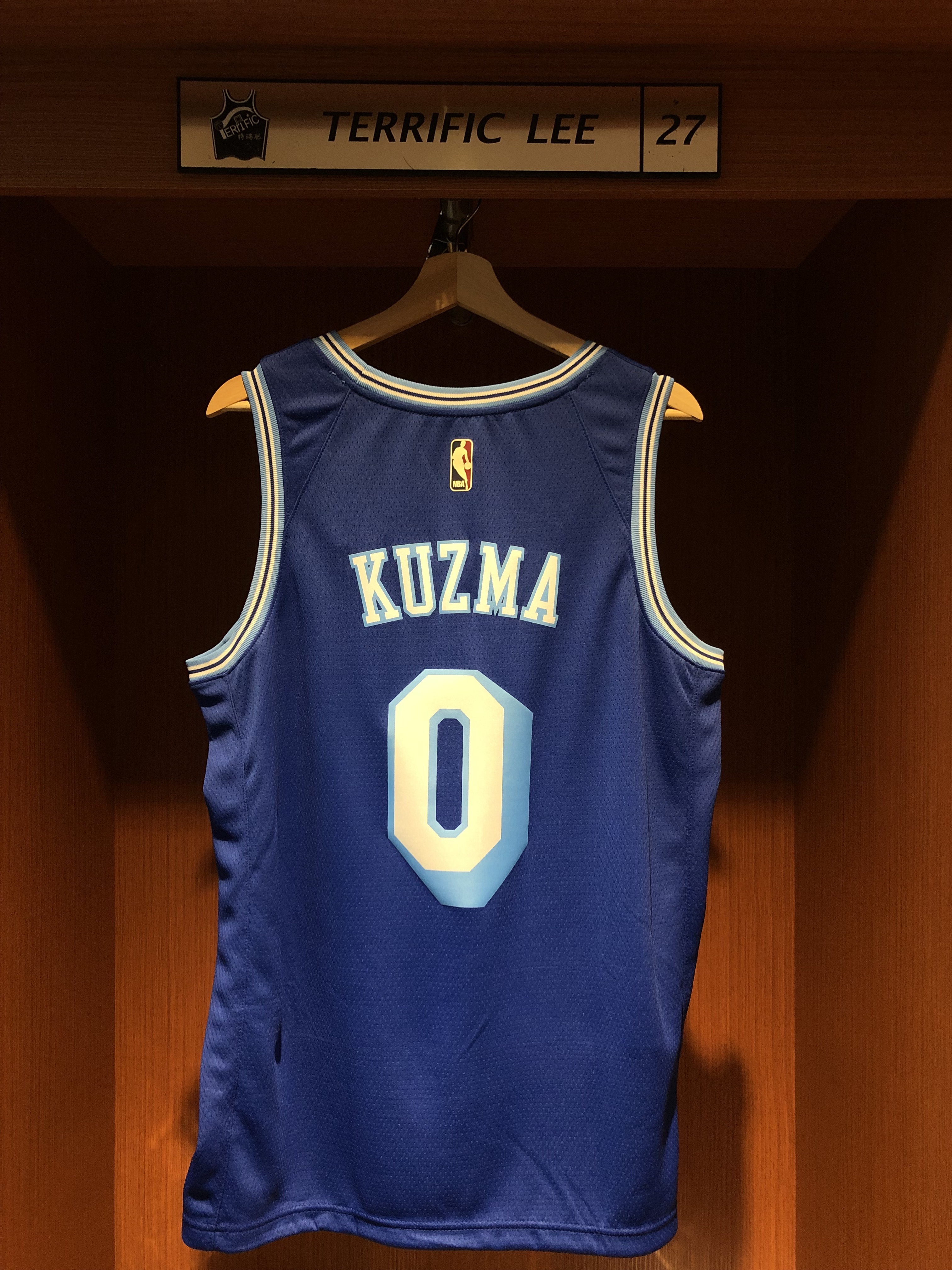 NBA球衣 Kyle Kuzma 洛杉磯湖人復古藍 草寫藍 HWC Nike Swingman 球迷版 熱轉印 含贊助商 全新