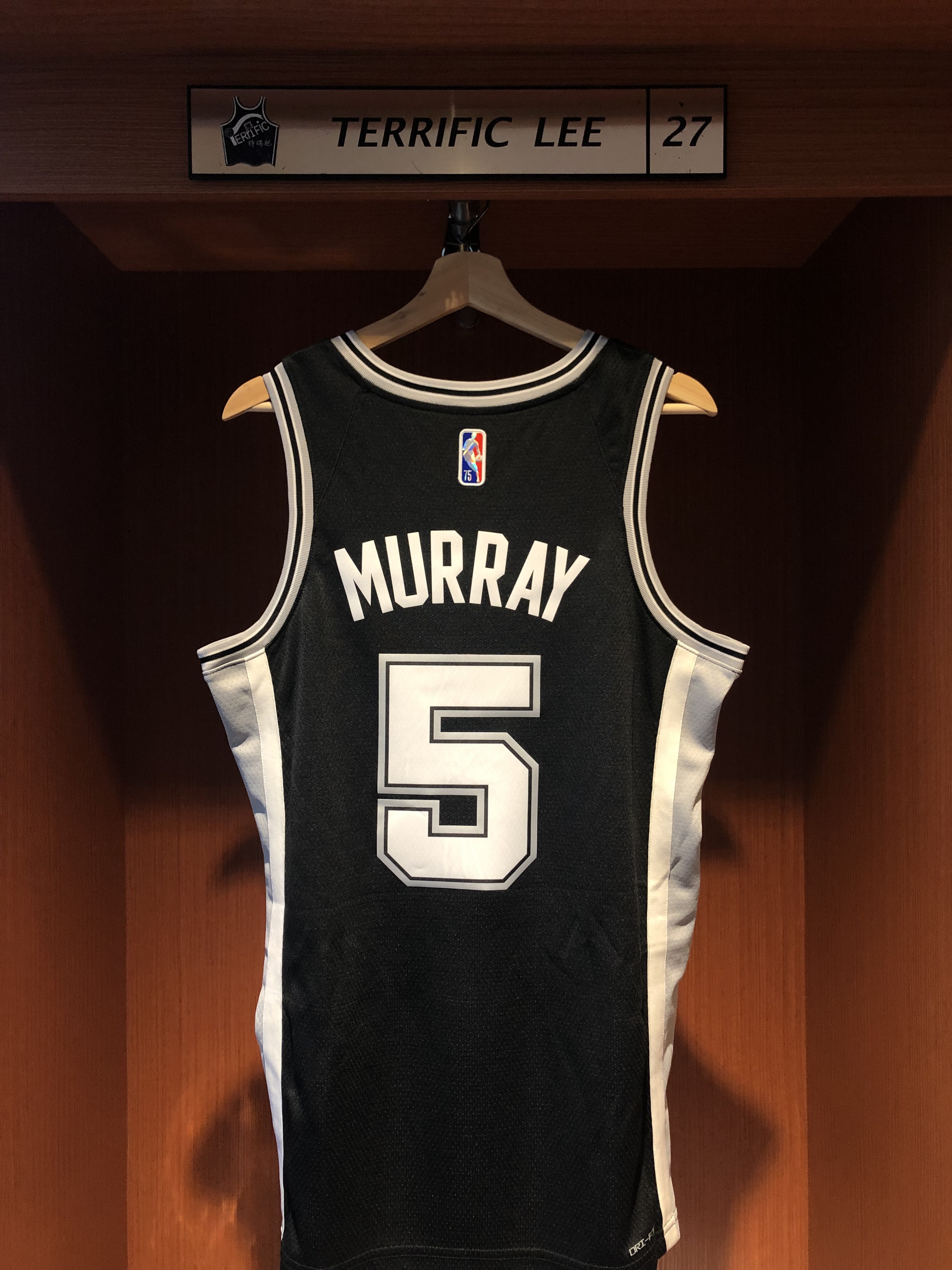 NBA球衣 Dejounte Murray 聖安東尼奧馬刺黑 75周年 鑽石標 Icon Nike Swingman 球迷版 熱轉印 含贊助商標 全新