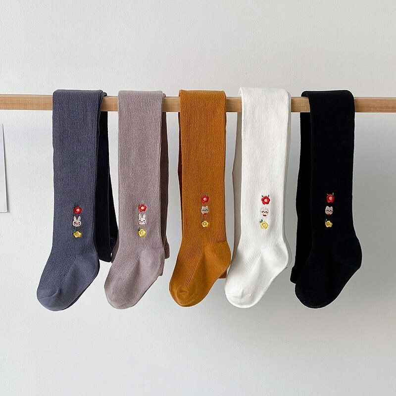 可愛刺繡花朵褲襪