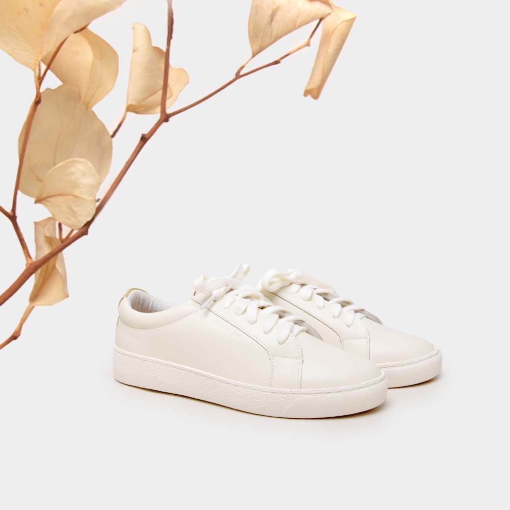 CE729   米白質感牛皮 小白鞋