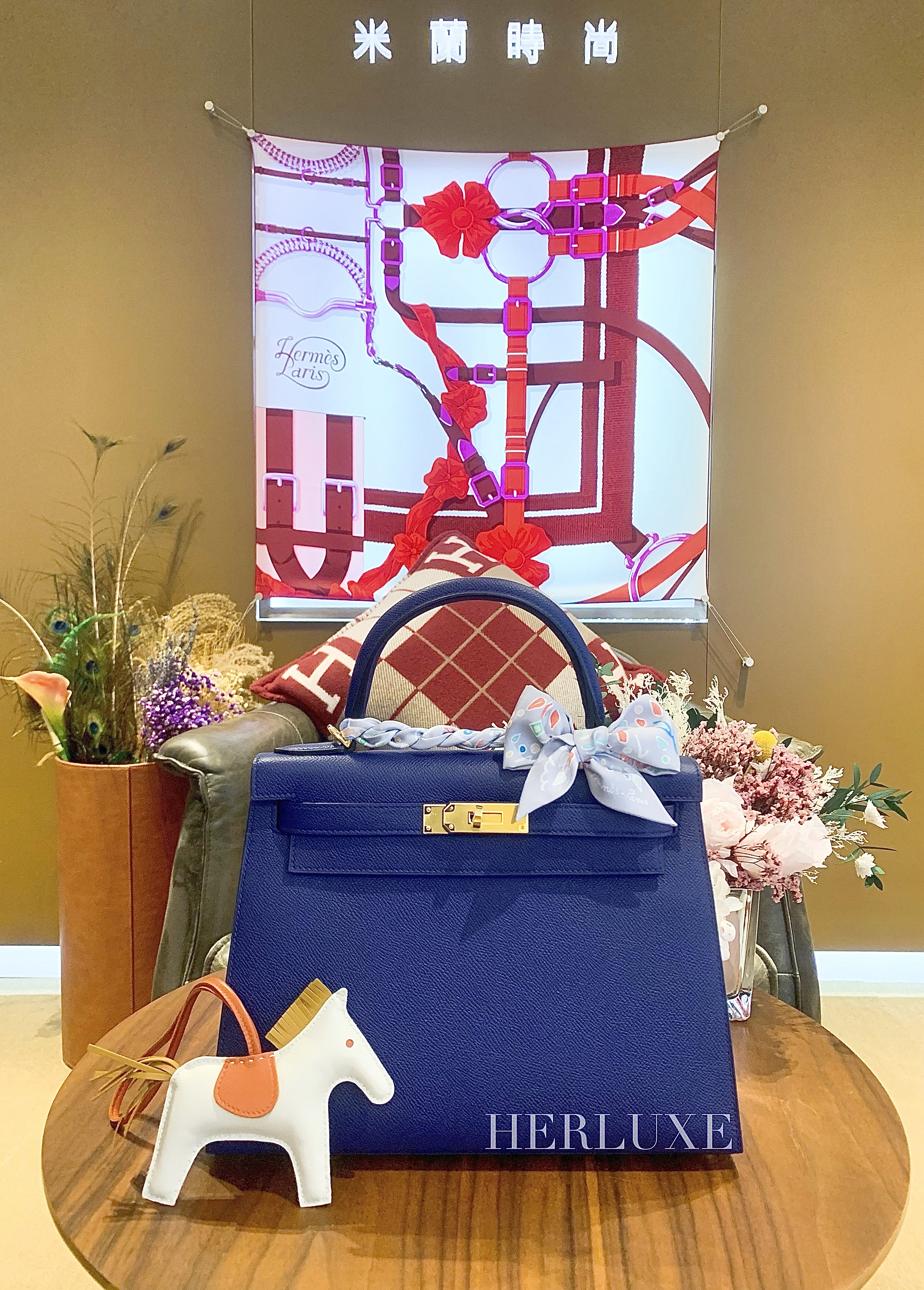 Kelly 28 73 bleu saphir cc epsom W