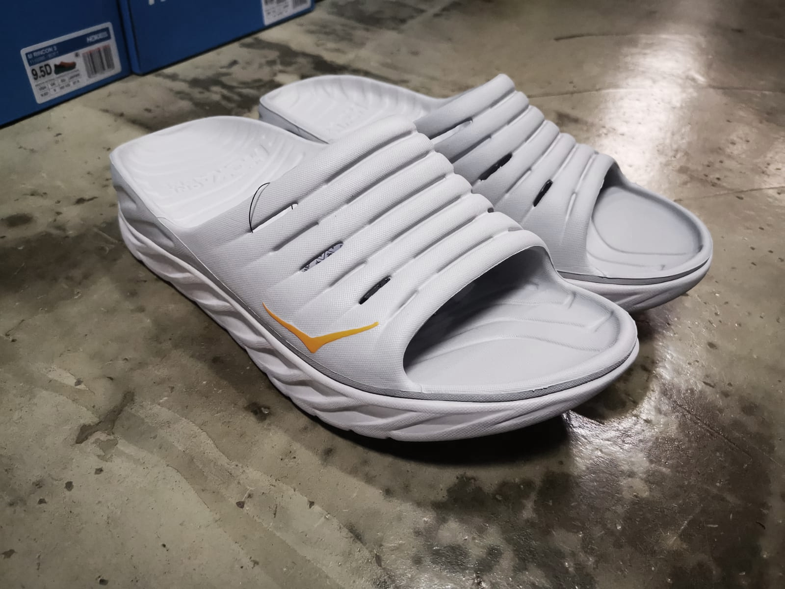 Hoka Ora Recovery Slide LRRY