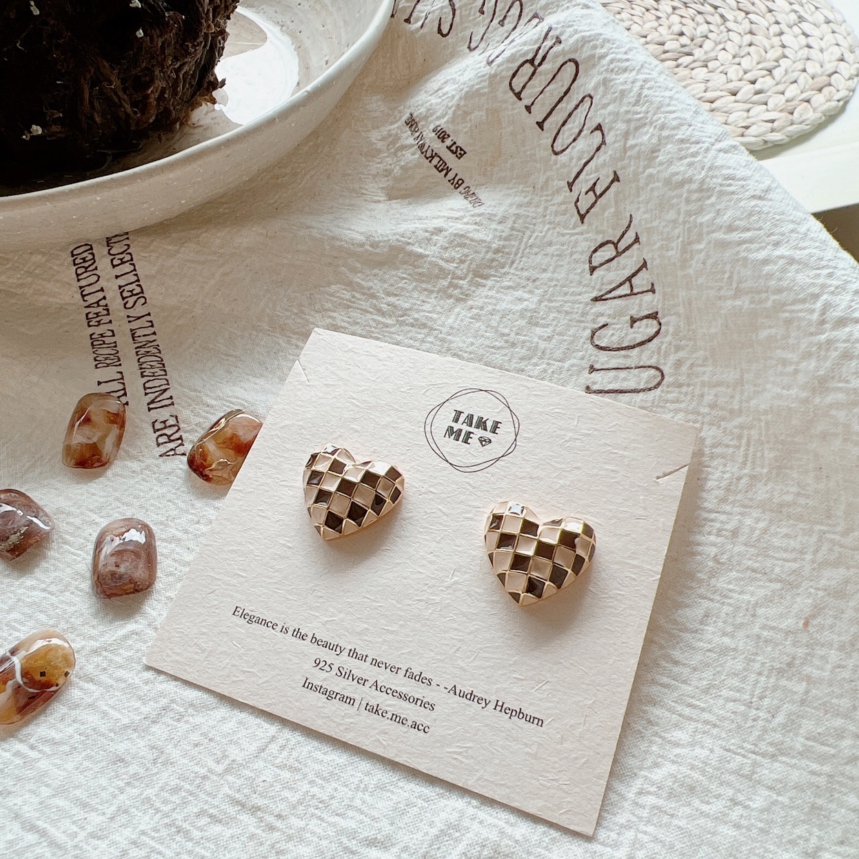 巧克力奶茶菱格 │ 純銀針耳環