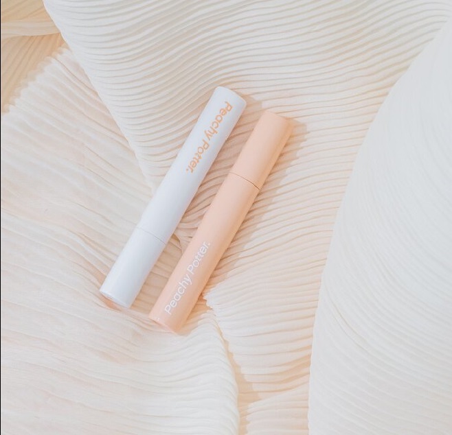 THE MASCARA CONTAINER BY PEACHY POTTER