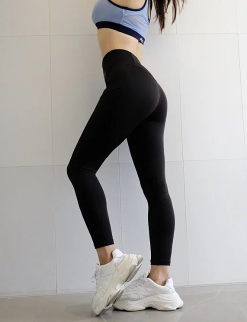 No Limit 提臀高彈抑菌機能八分運動褲_霧黑