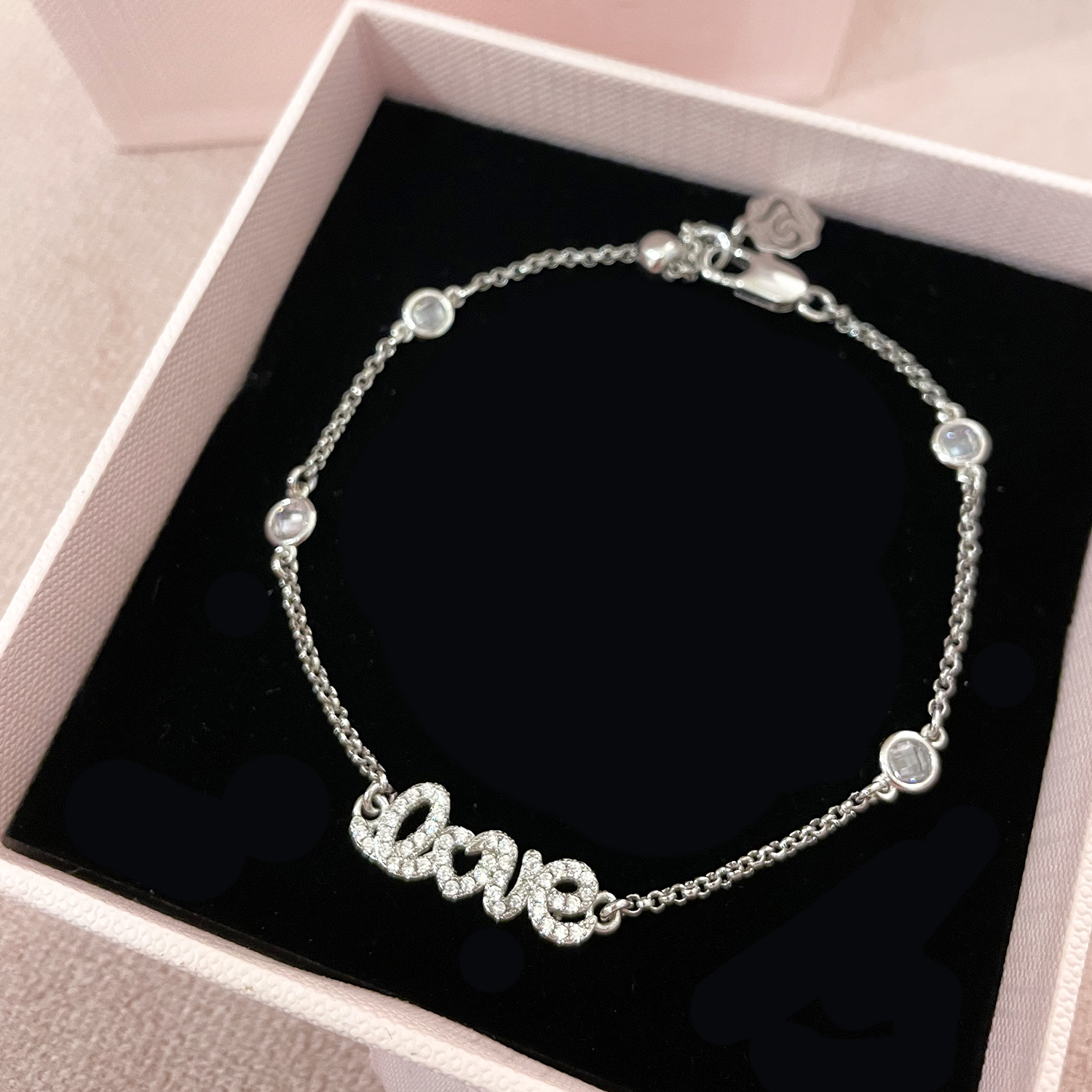 Crystal " L.O.V.E " Bracelet (Silver)