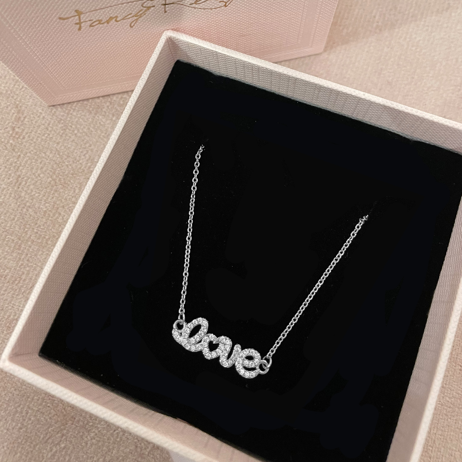 Crystal " L.O.V.E " necklace (Silver)