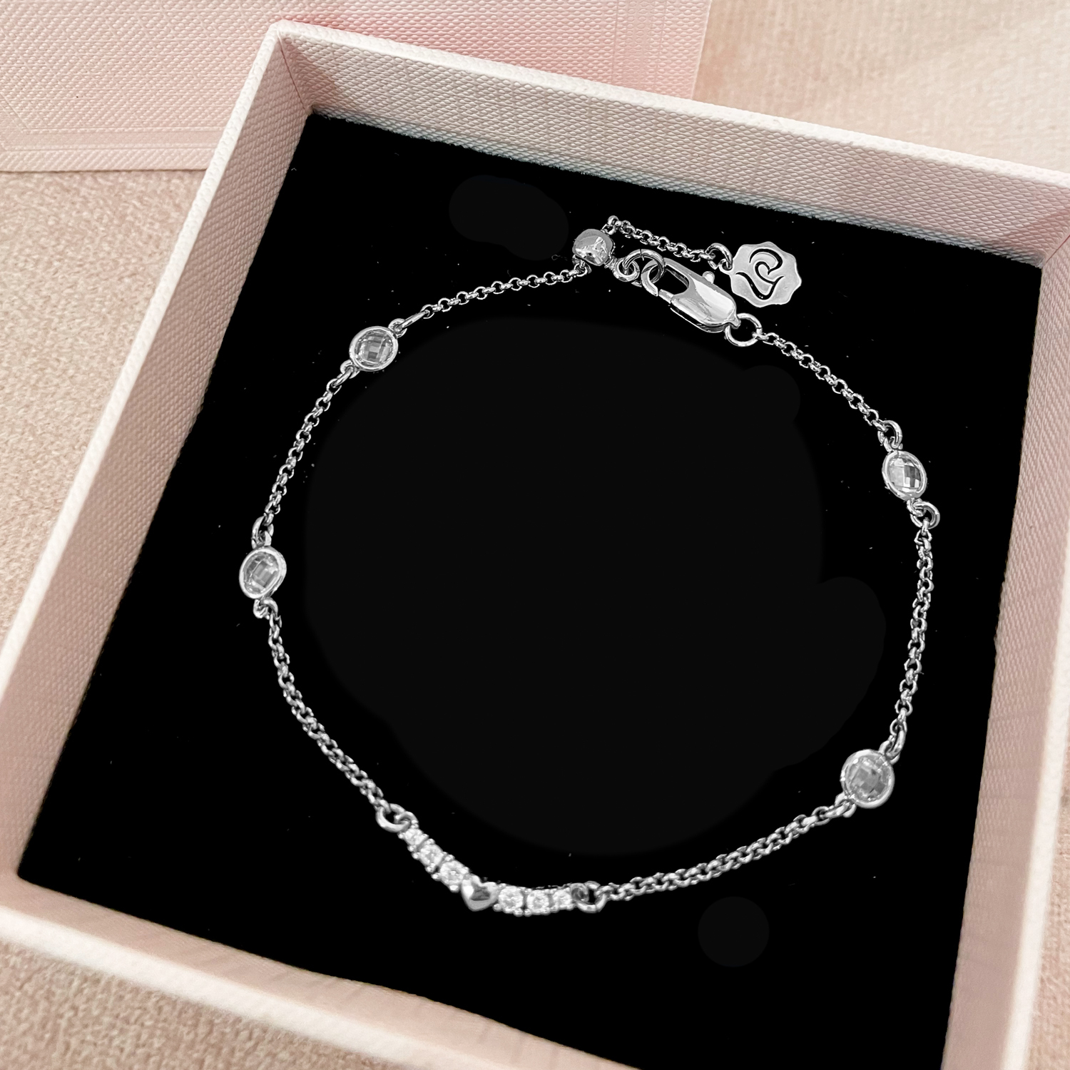 Heart Shaped Crystal Bracelet (Silver)