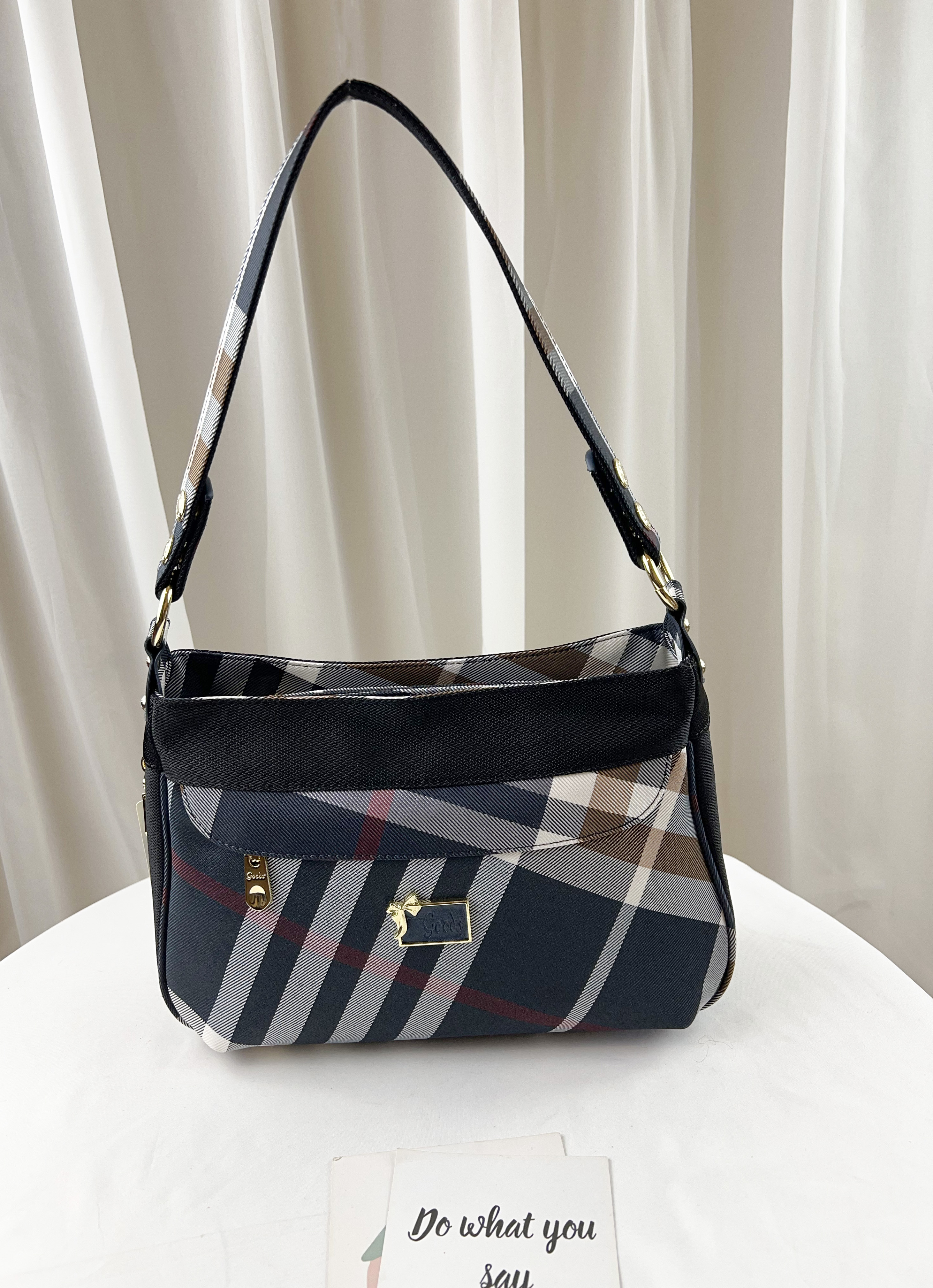 GOODS 大格黑 拼色防潑水肩背包 / 側背包 #29255