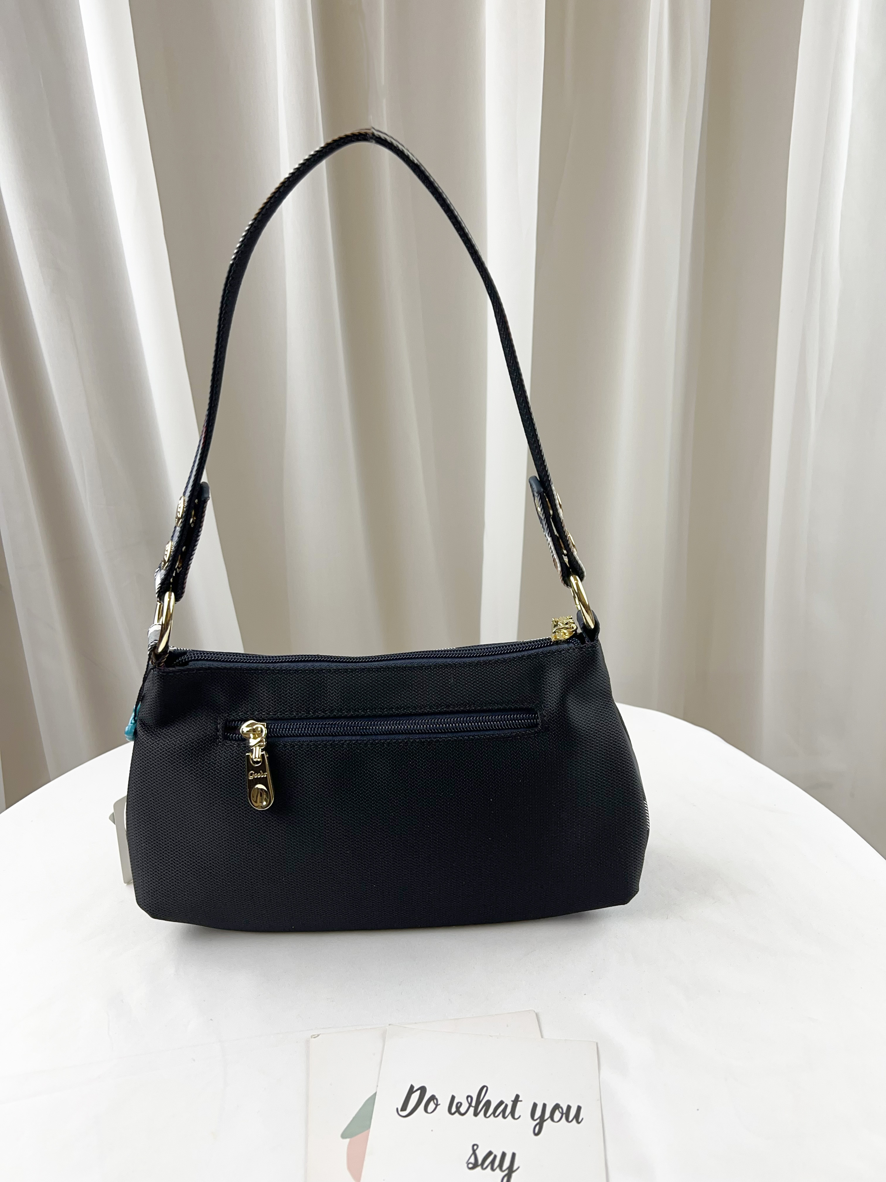 GOODS 大格黑 拼色防潑水肩背包 / 側背包 #1953