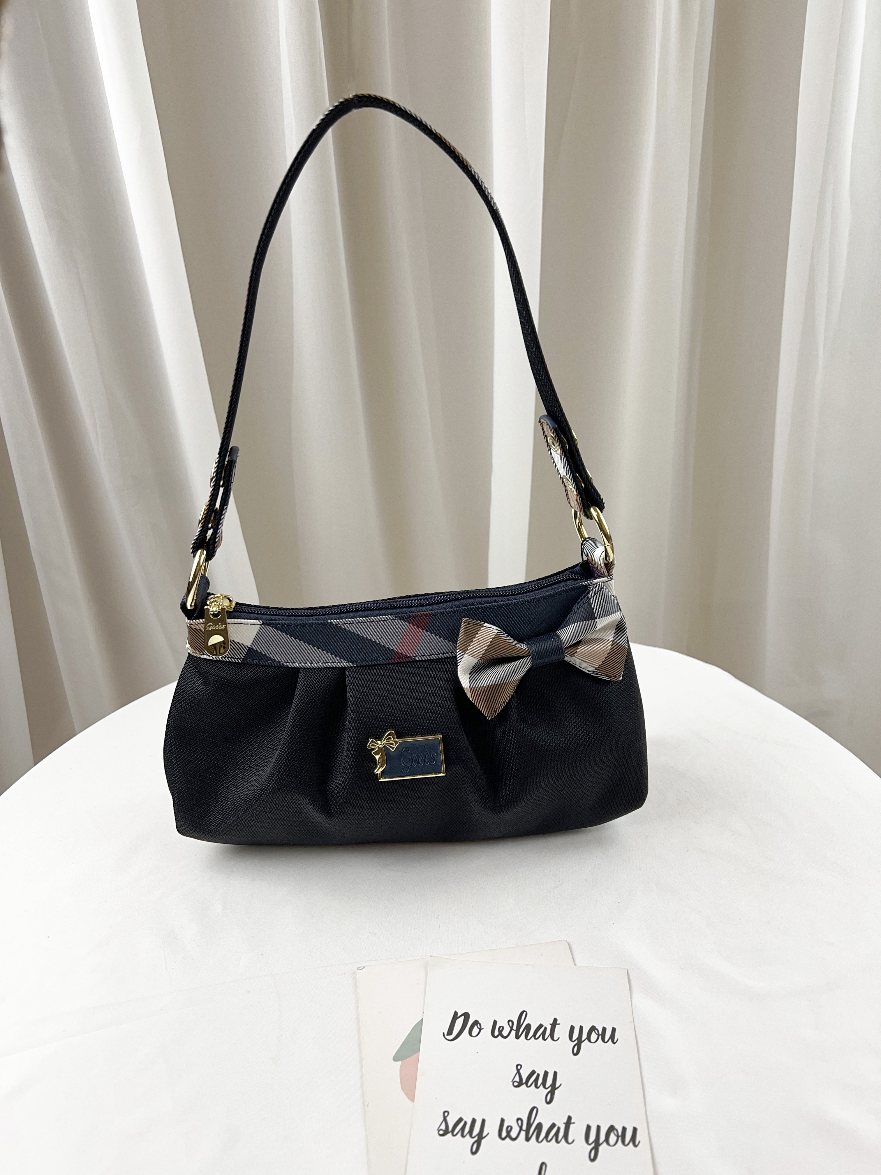 GOODS 大格黑 拼色防潑水肩背包 / 側背包 #1953