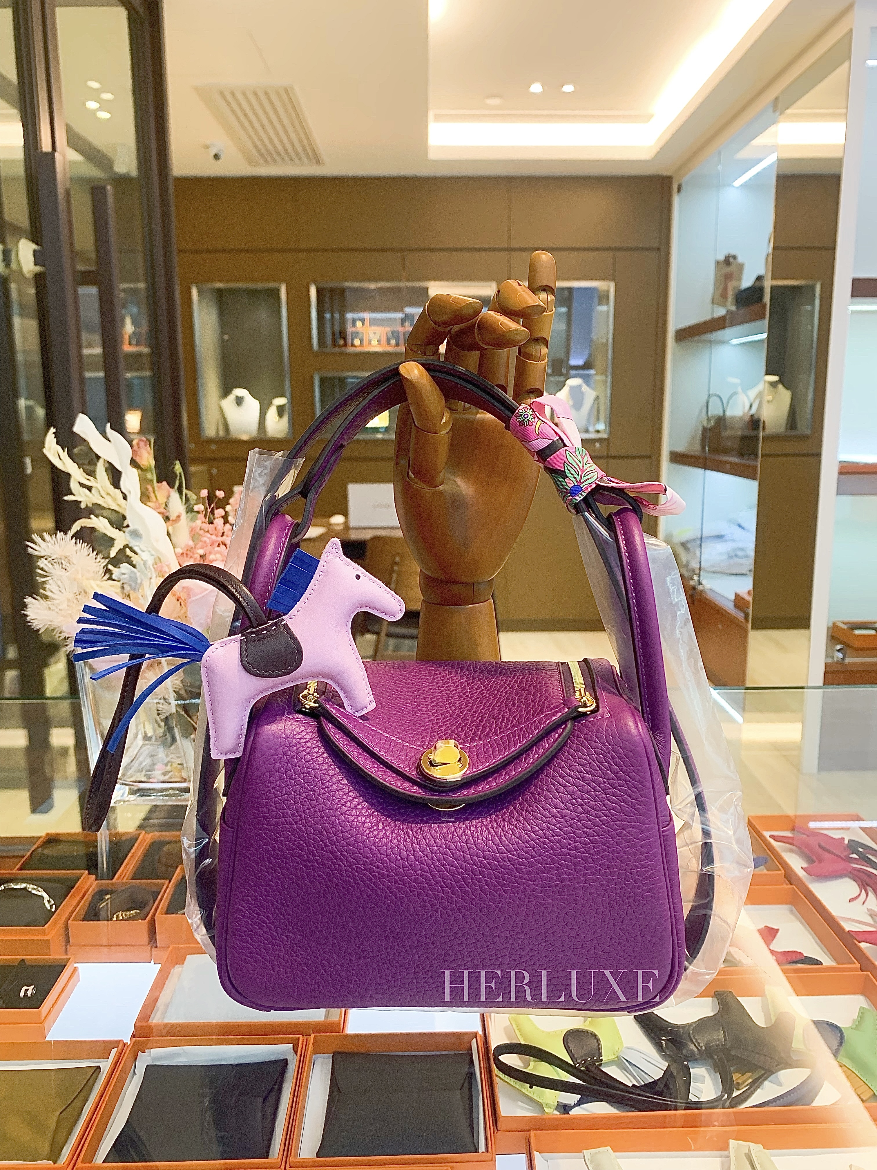 Lindy mini P9 anemone cc tc W  （一代：肩帶長100cm)