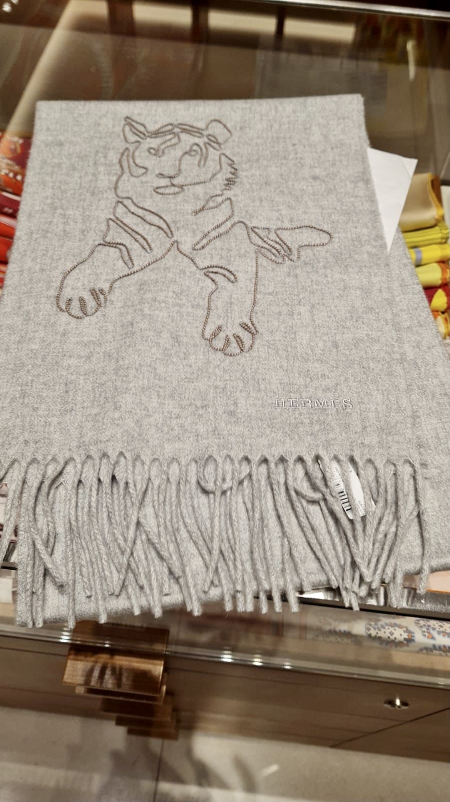 Ech cac tigre royal brode gris clair