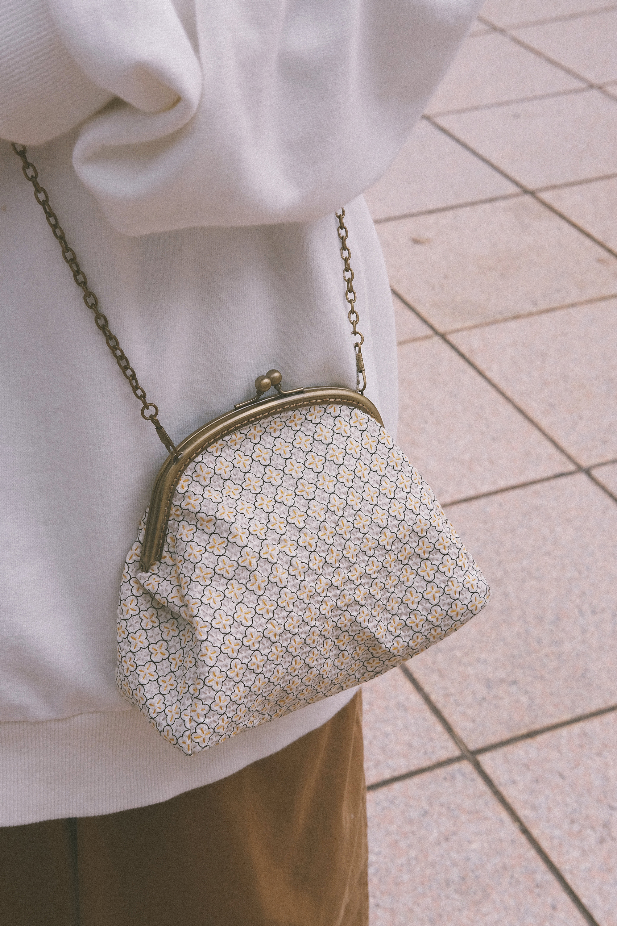 Tsubaki 椿習 大口金包 ⌞花磚系列⌟ ﹝胚布白﹞