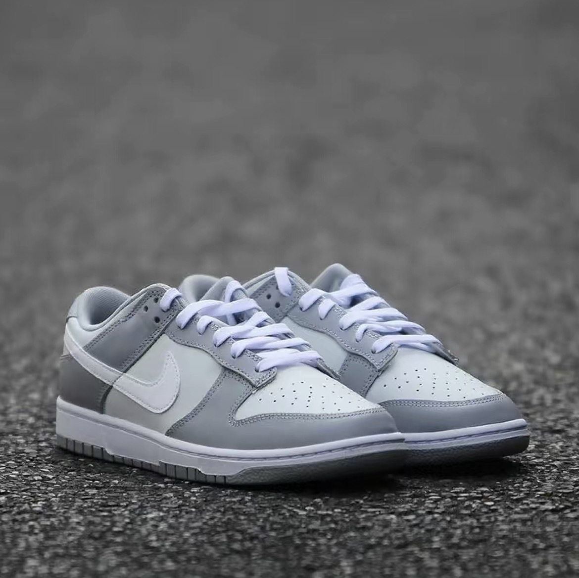 nike dunk grey and white low