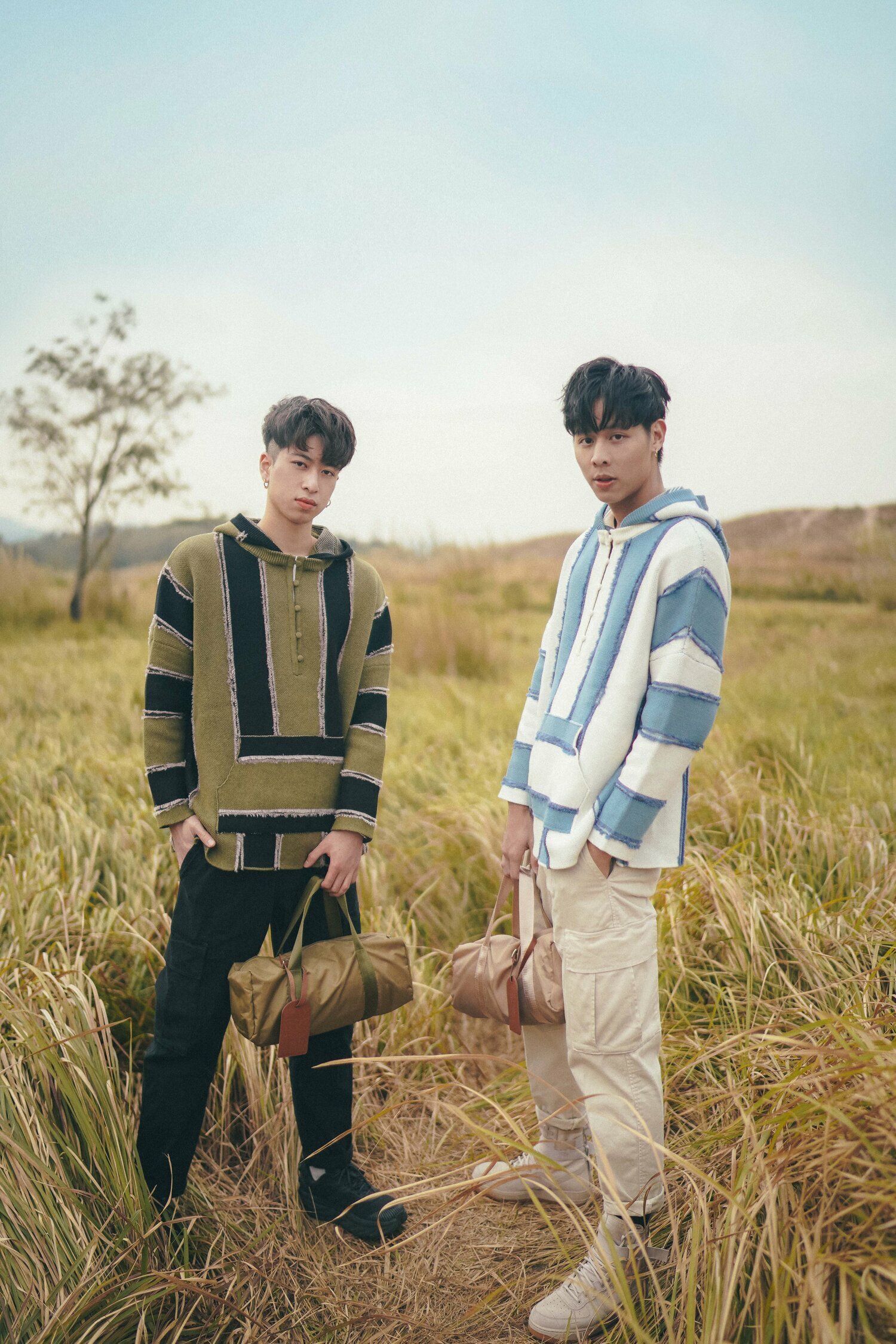 【Just Africa】JAMBO款 經典可拆帽兩著衛衣 - 軍綠/黑色 （*預訂3月20號開始寄出）