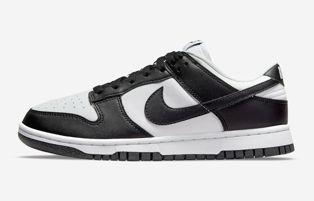 women's black and white nike dunk low