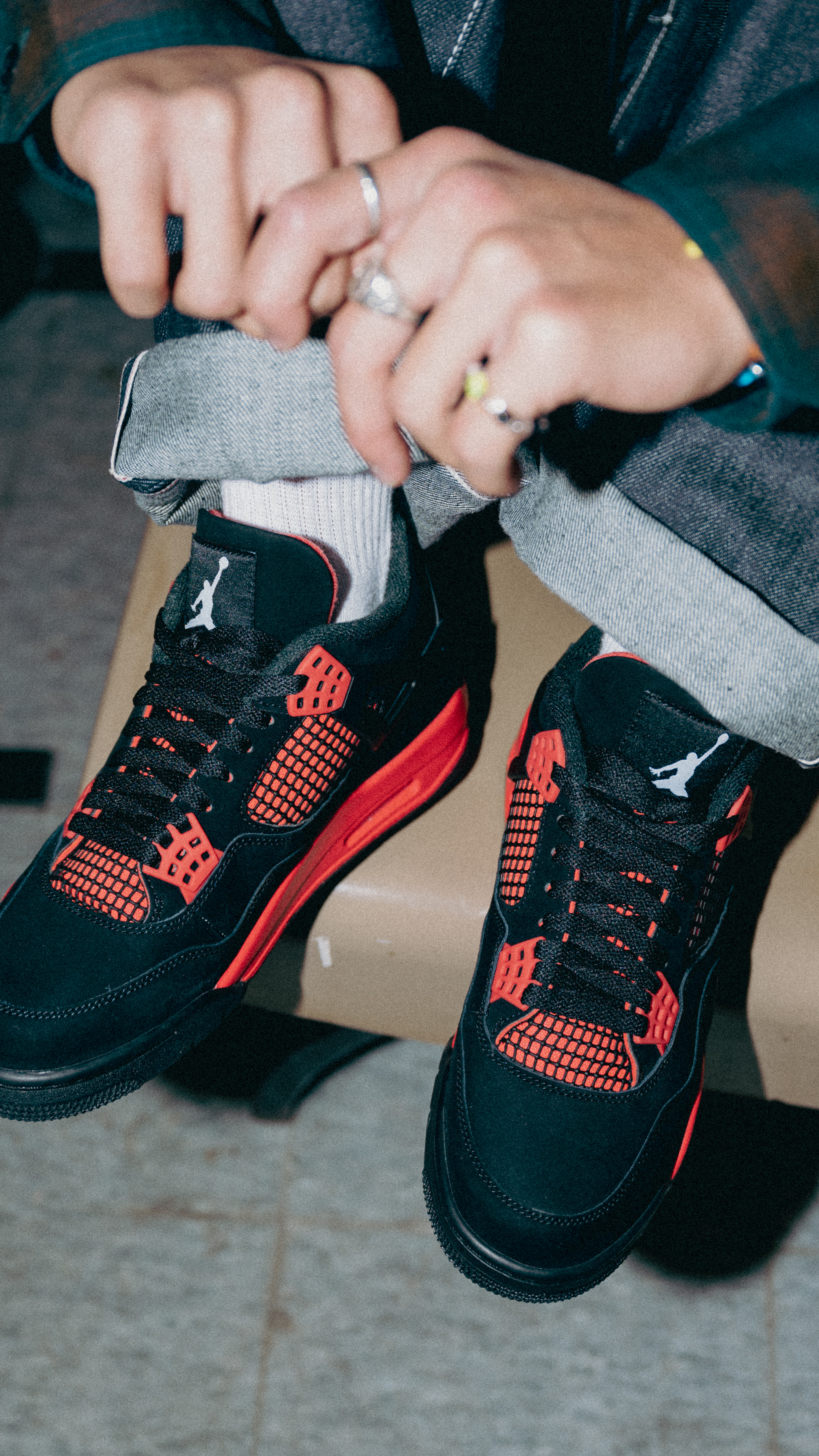 [現貨] Air Jordan 4 Retro Red Thunder CT8527-016