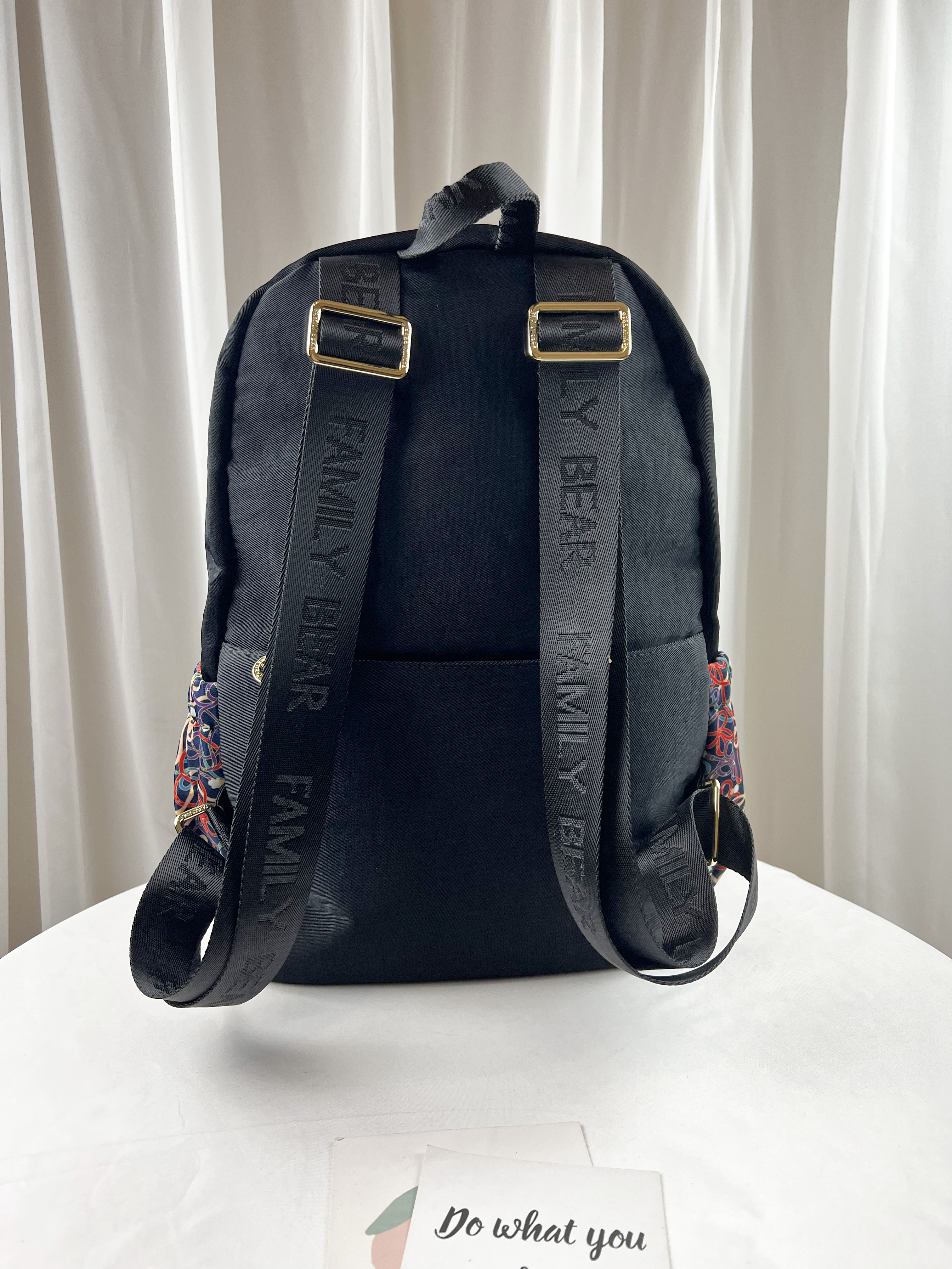 FamilyBear 繽紛幸運結 防潑水後背包 附微笑花朵吊飾 #2627