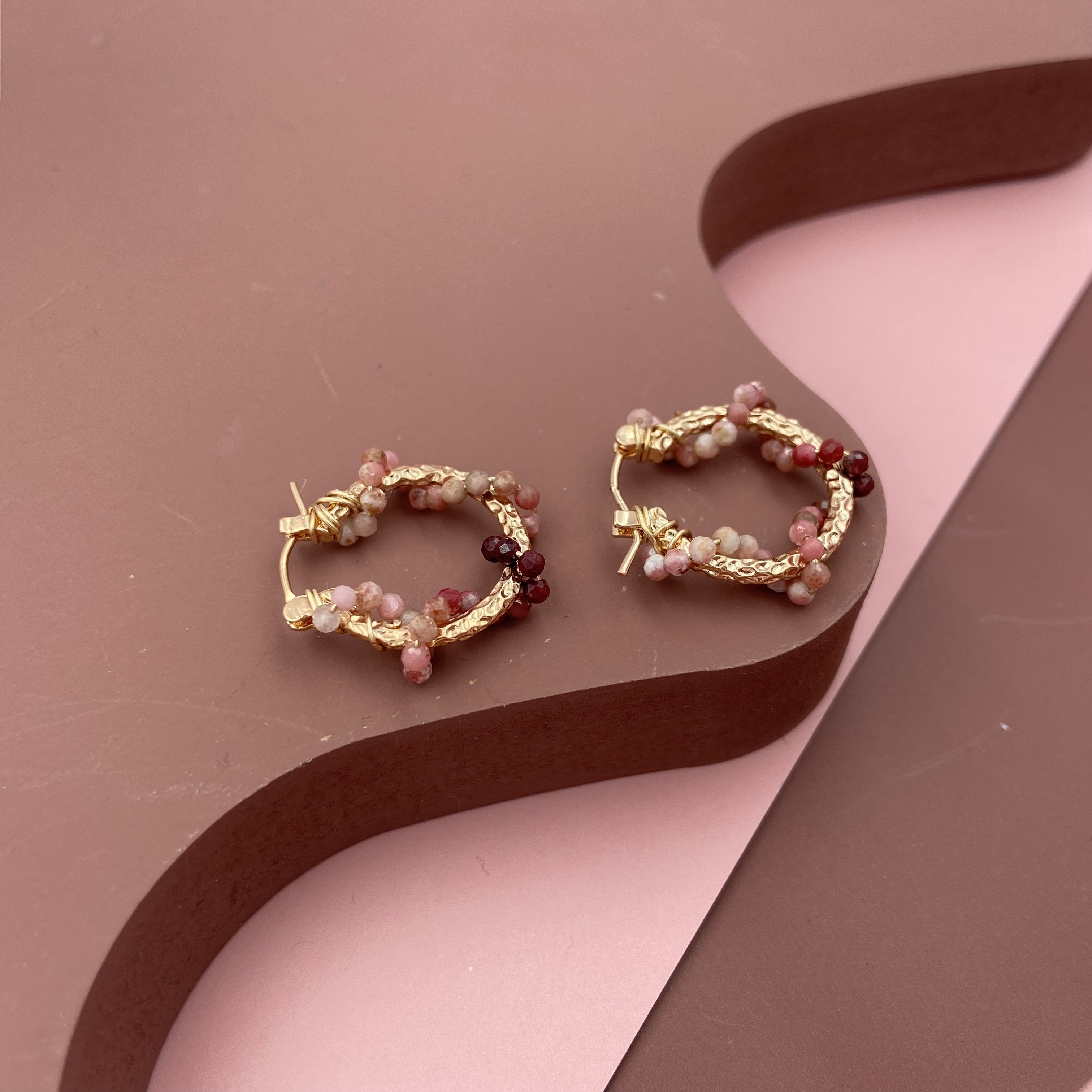 COLE COOL天然石14KGF粉紅色圈圈耳環