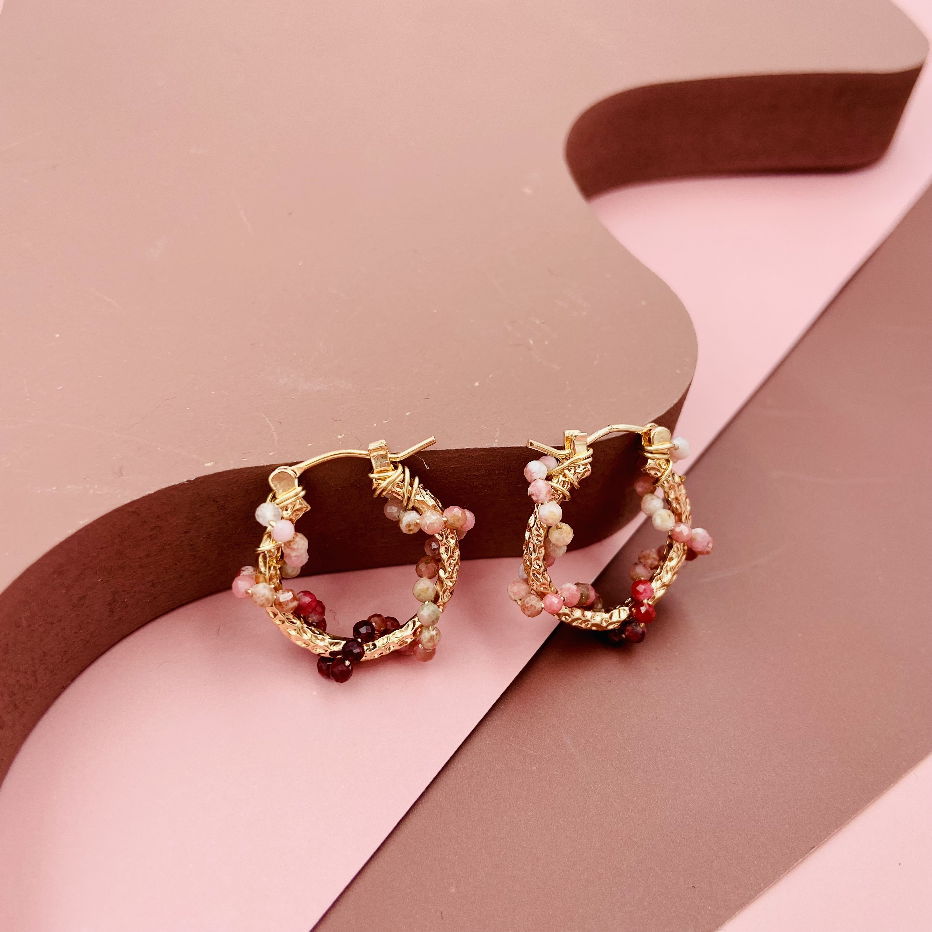 COLE COOL天然石14KGF粉紅色圈圈耳環