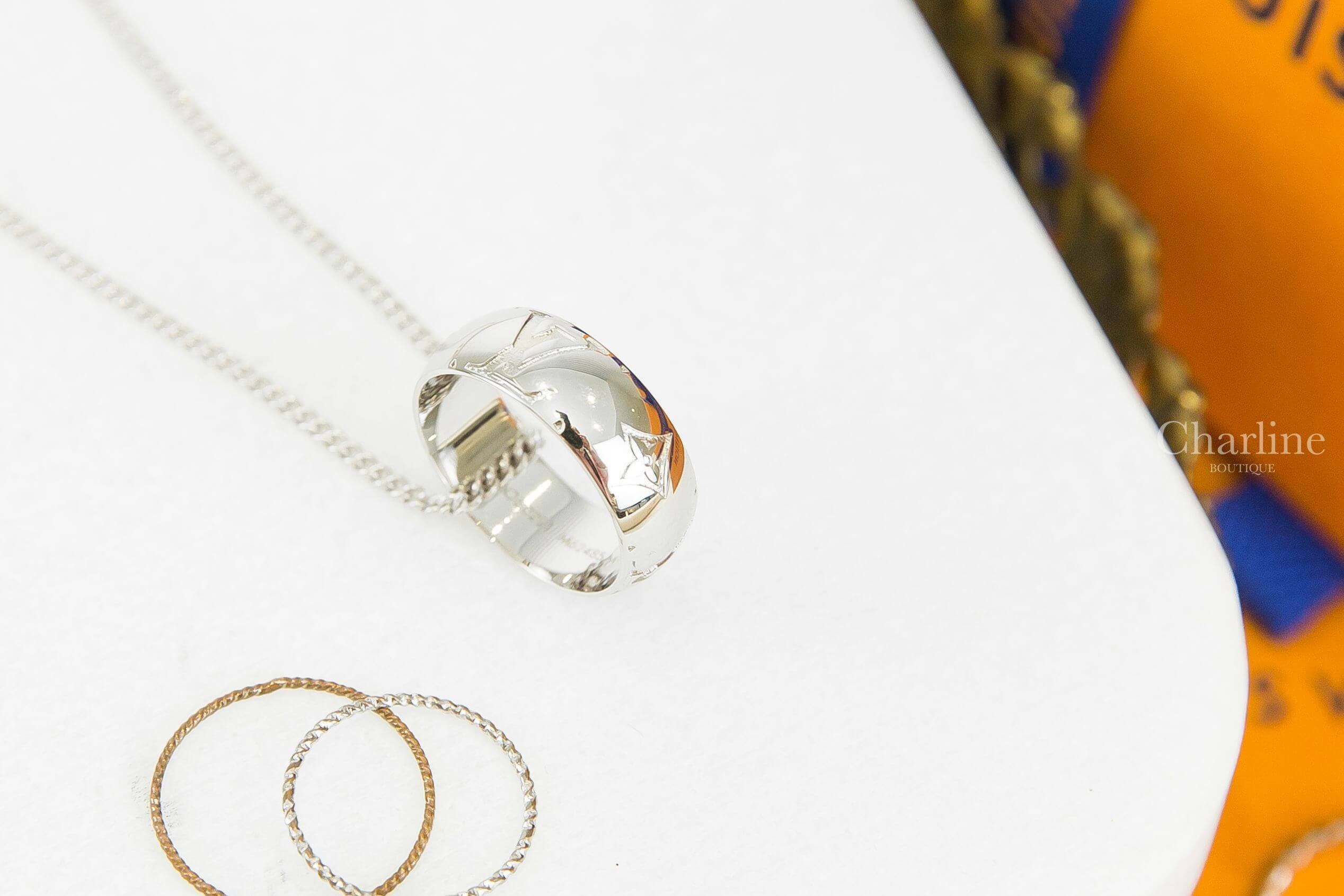 Louis Vuitton Monogram Charms Necklace 銀色老花LV圓環吊飾三合一垂墜項鍊