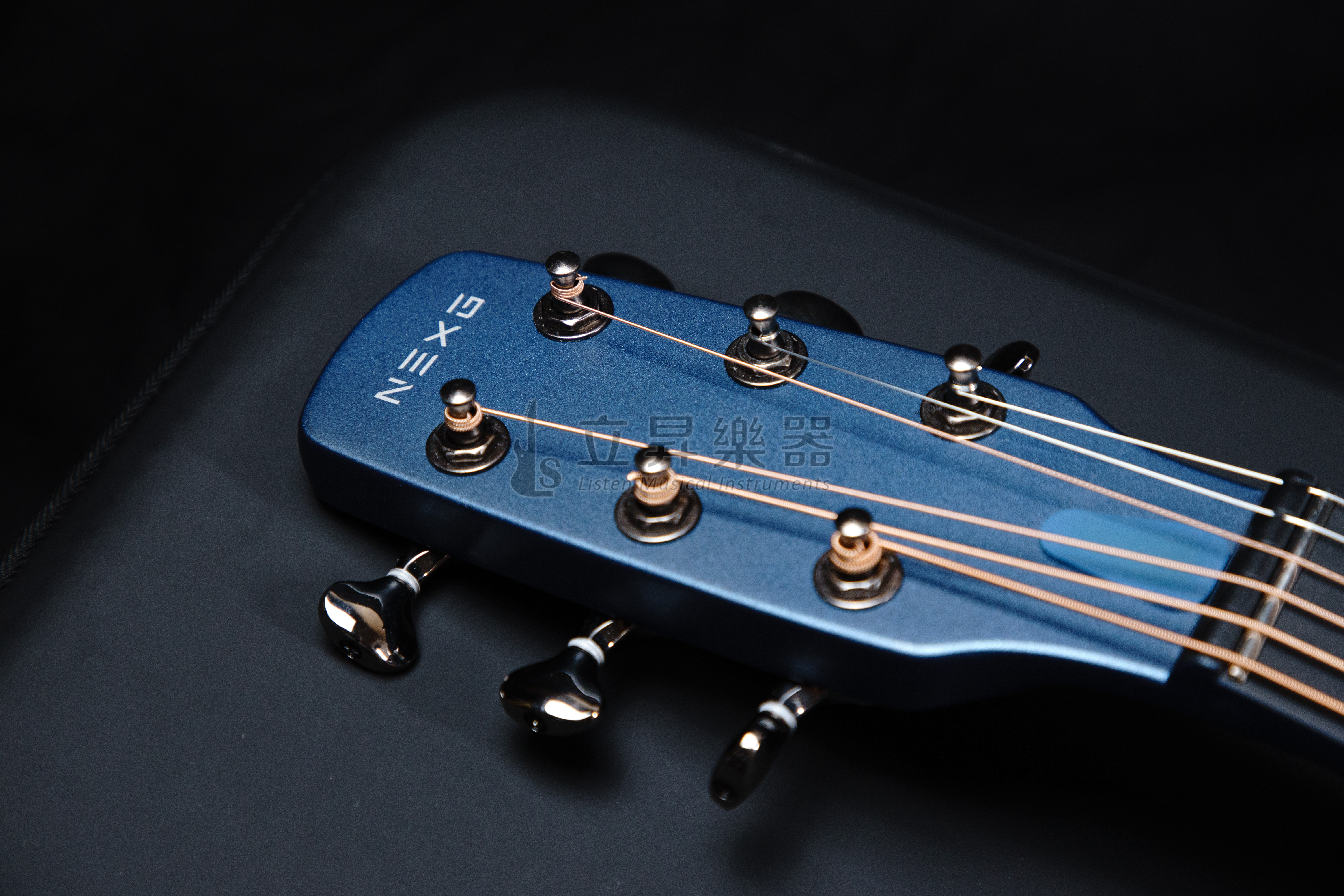 ENYA NEXG 藍色 ENYA NEXG 藍色 / 粉色 38吋 可插電 碳纖維吉他 藍牙功能 可支援app效果 恩雅吉他 第 4 張圖片｜三峽吉他 / Bass