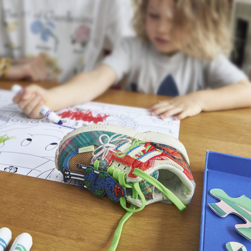 【 adidas ZX8000 W "SUPER EARTH" 限量童鞋 】