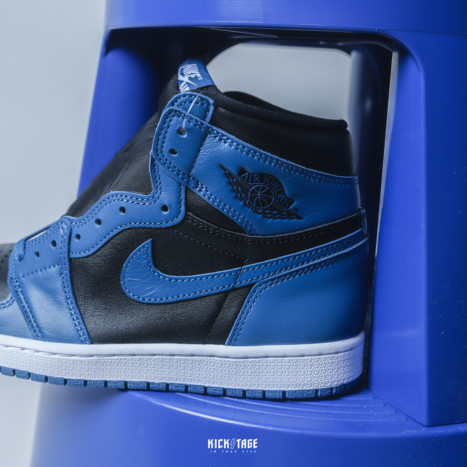 AIR JORDAN 1 Hi OG Dark Marina Blue AJ1黑藍休閒鞋555088-404