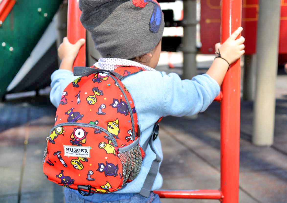 HUGGER 防走失背包 小怪獸