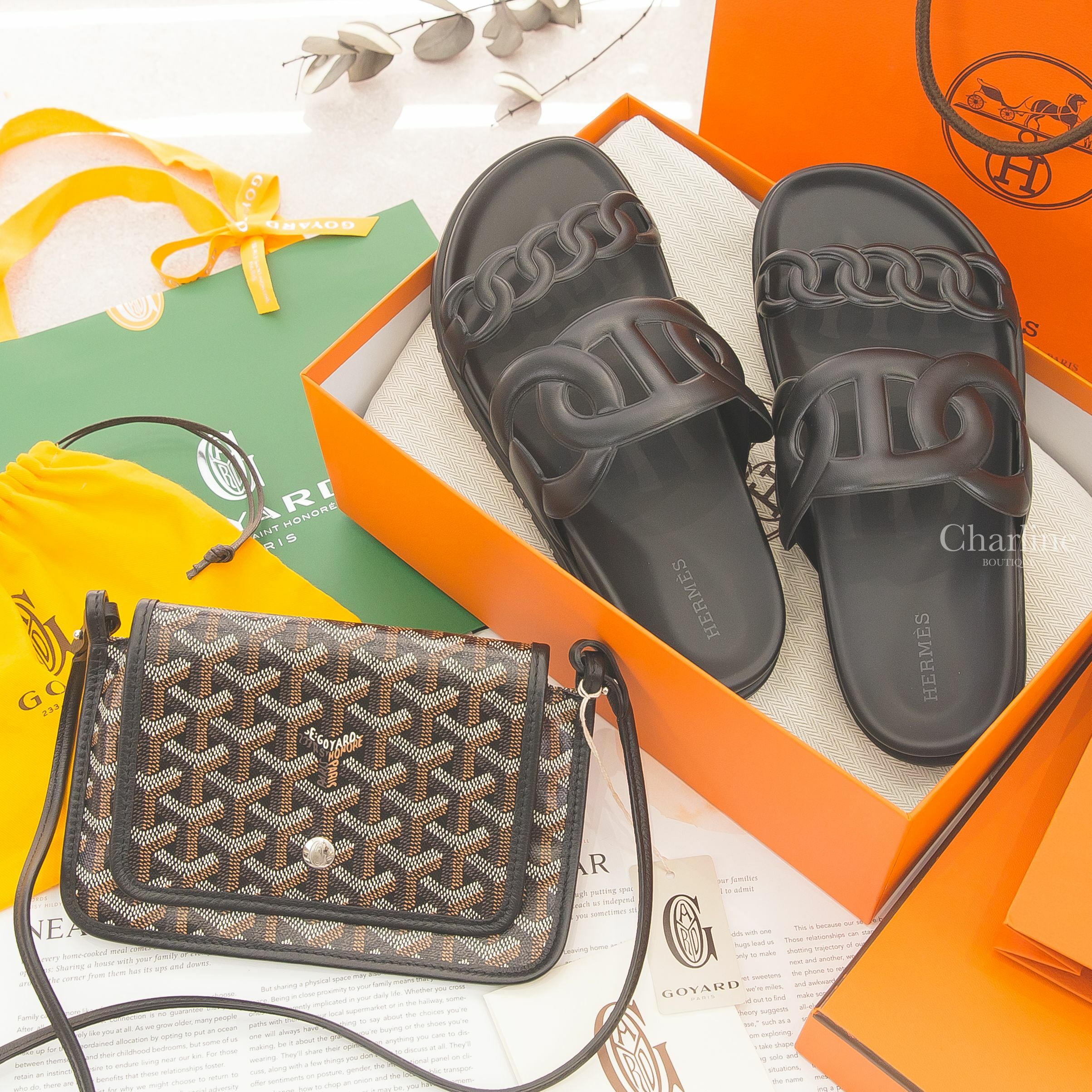 Goyard Portefeuille Pochette Plu 黑色牛皮肩背包,Hermès Extra Sandal 黑色θ牛皮平底拖鞋-Charline Boutique 精品代購