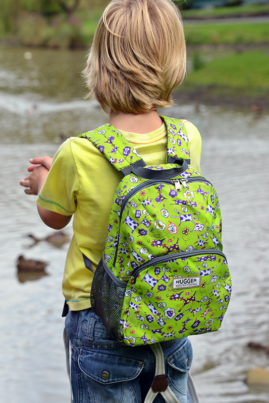 HUGGER幼童背包 小狗狂想曲