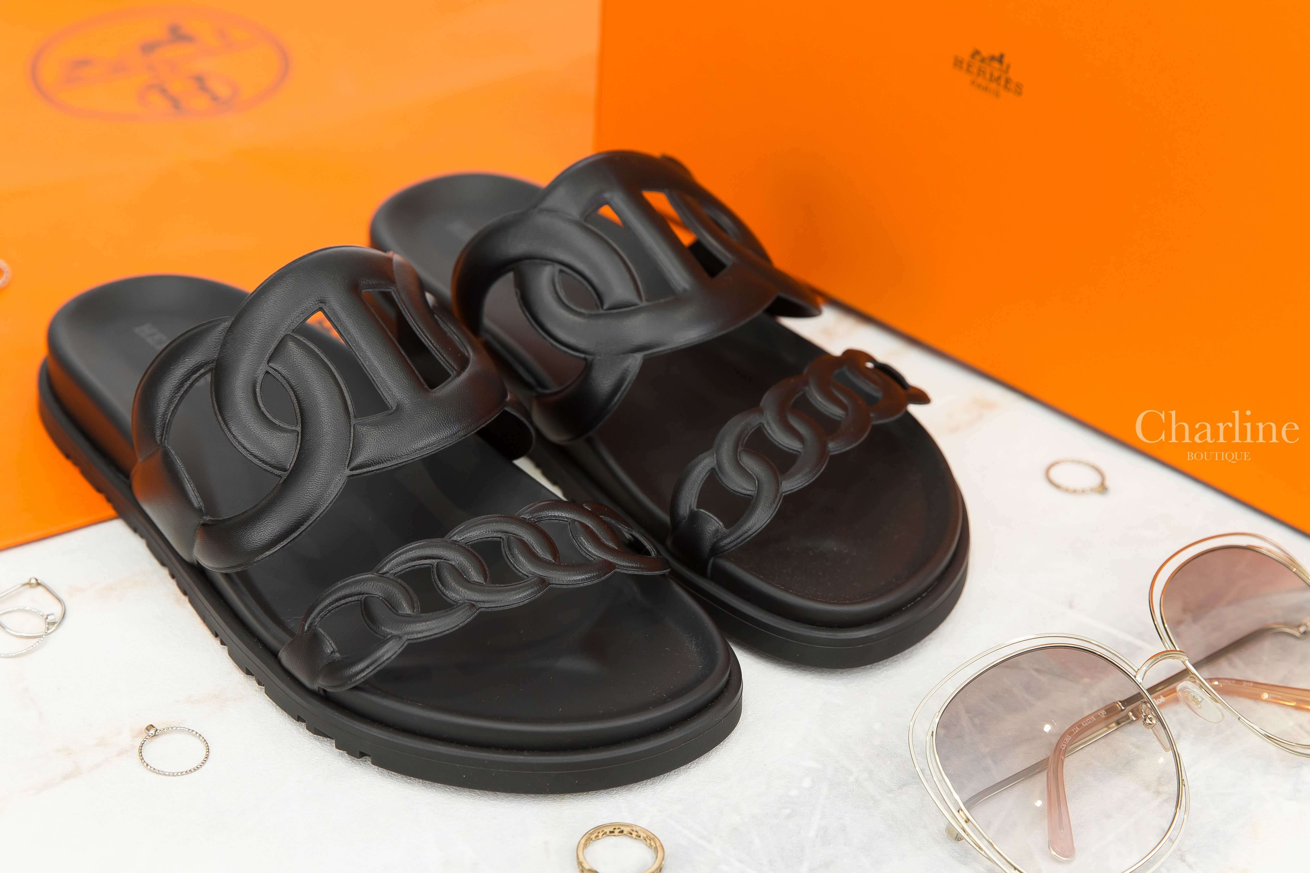 Hermès Extra Sandal 黑色θ小牛皮平底拖鞋