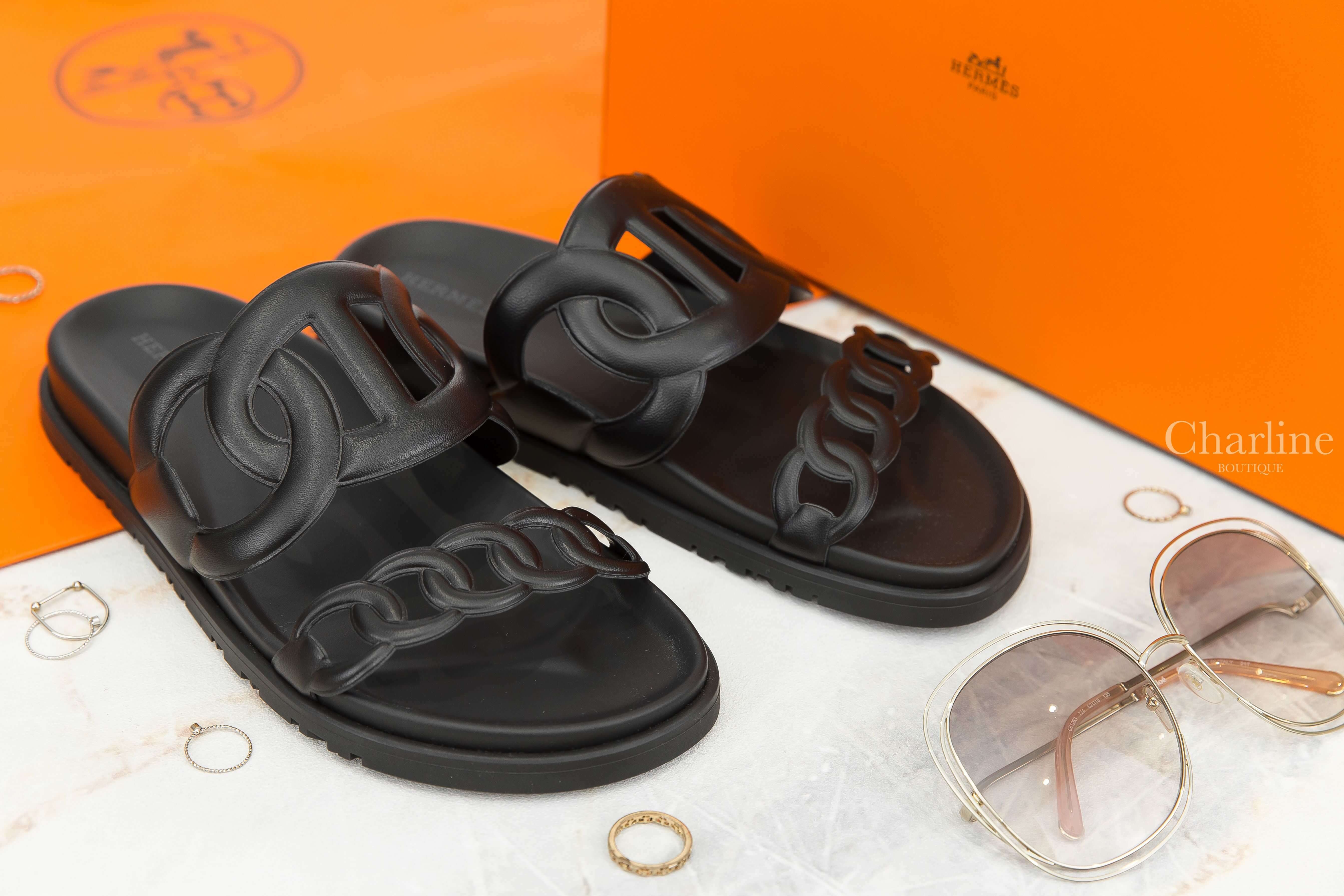 Hermès Extra Sandal 黑色θ牛皮平底拖鞋-Charline Boutique 精品代購