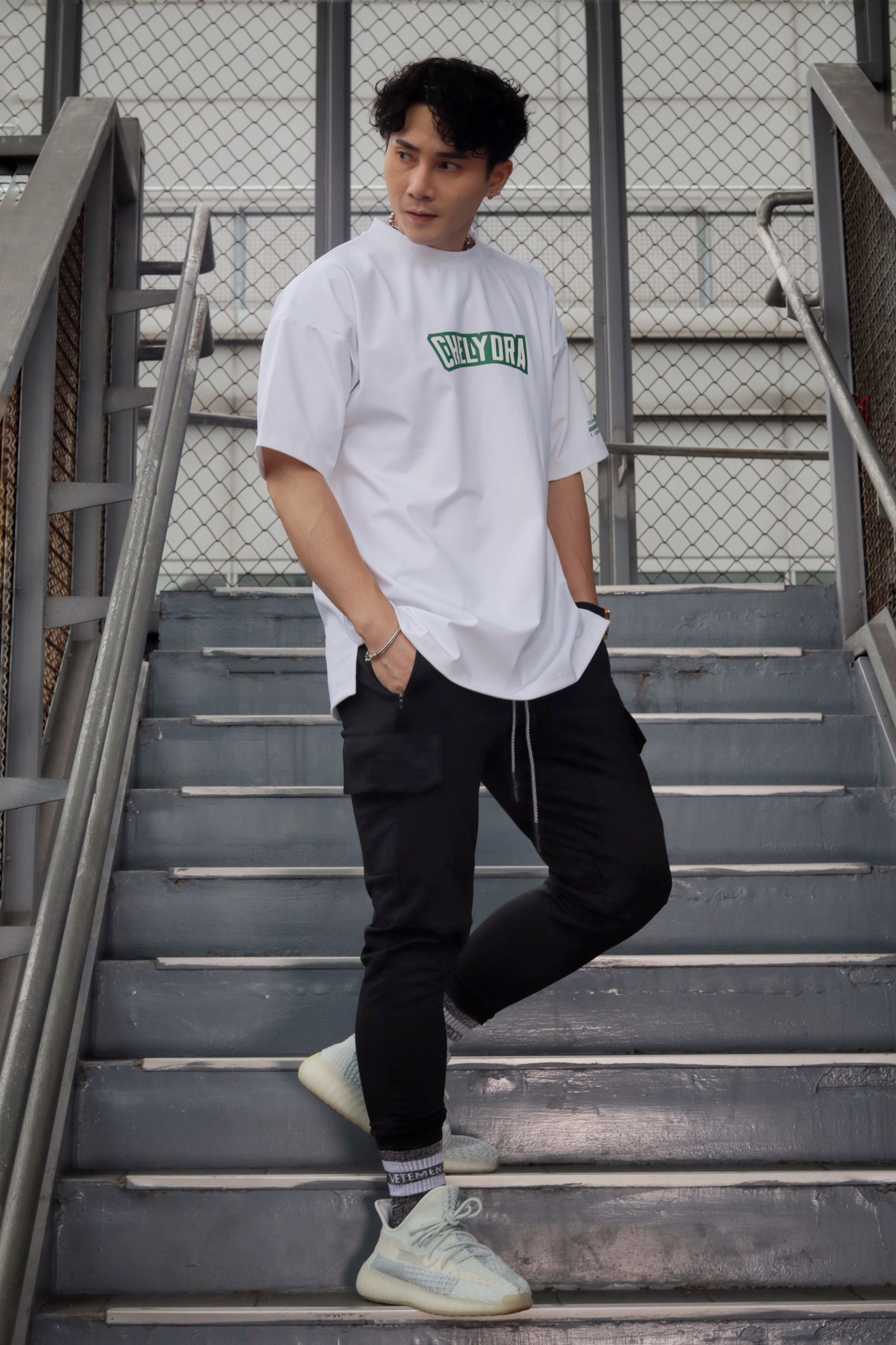 White Training - Oversized