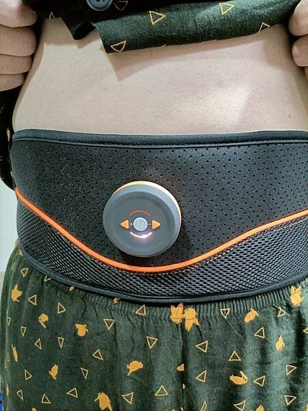 蜜拉Mira推薦微電流炫腹爆汗健身按摩腰帶手臂，懶人必備