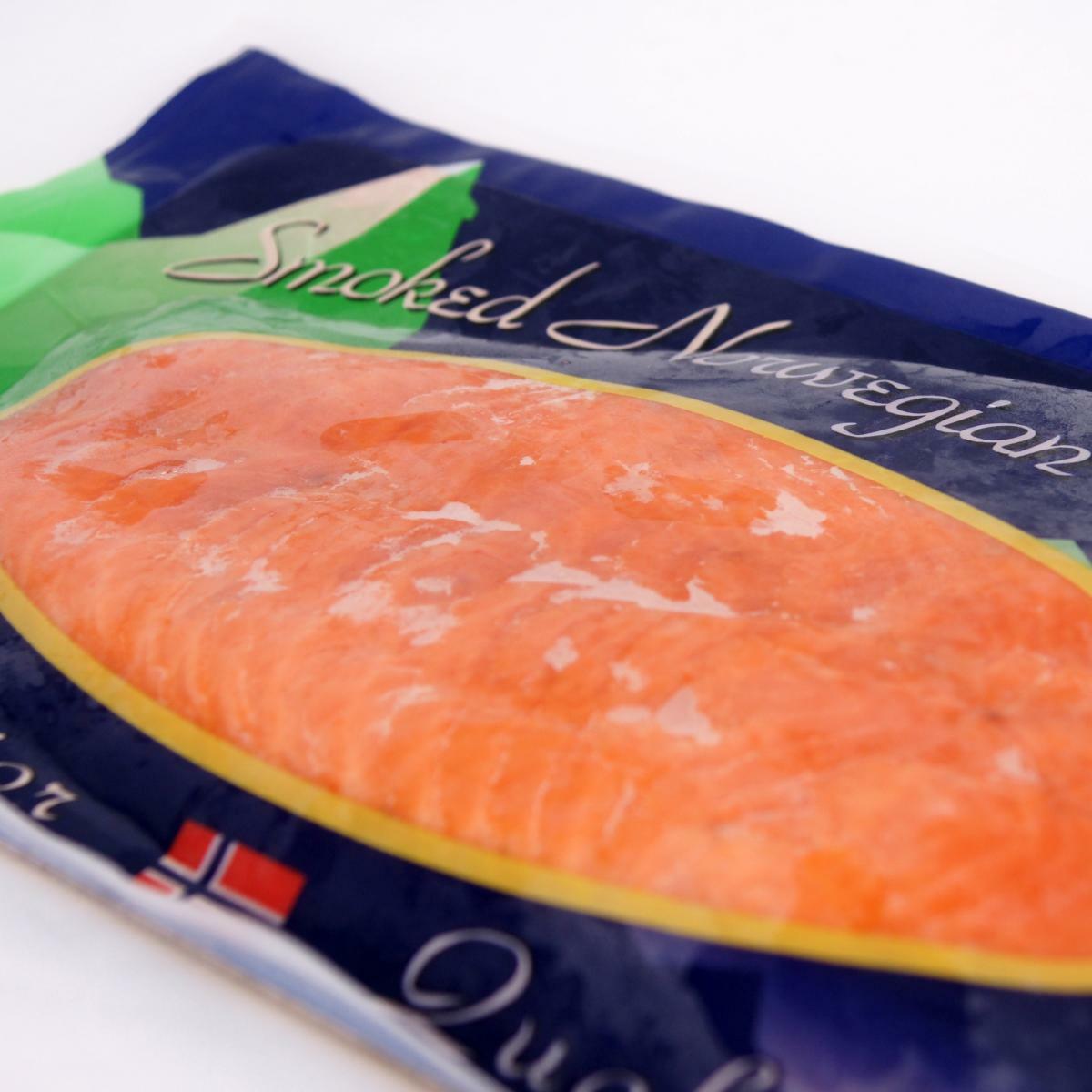 挪威煙三文魚 約1kg/包 (急凍)