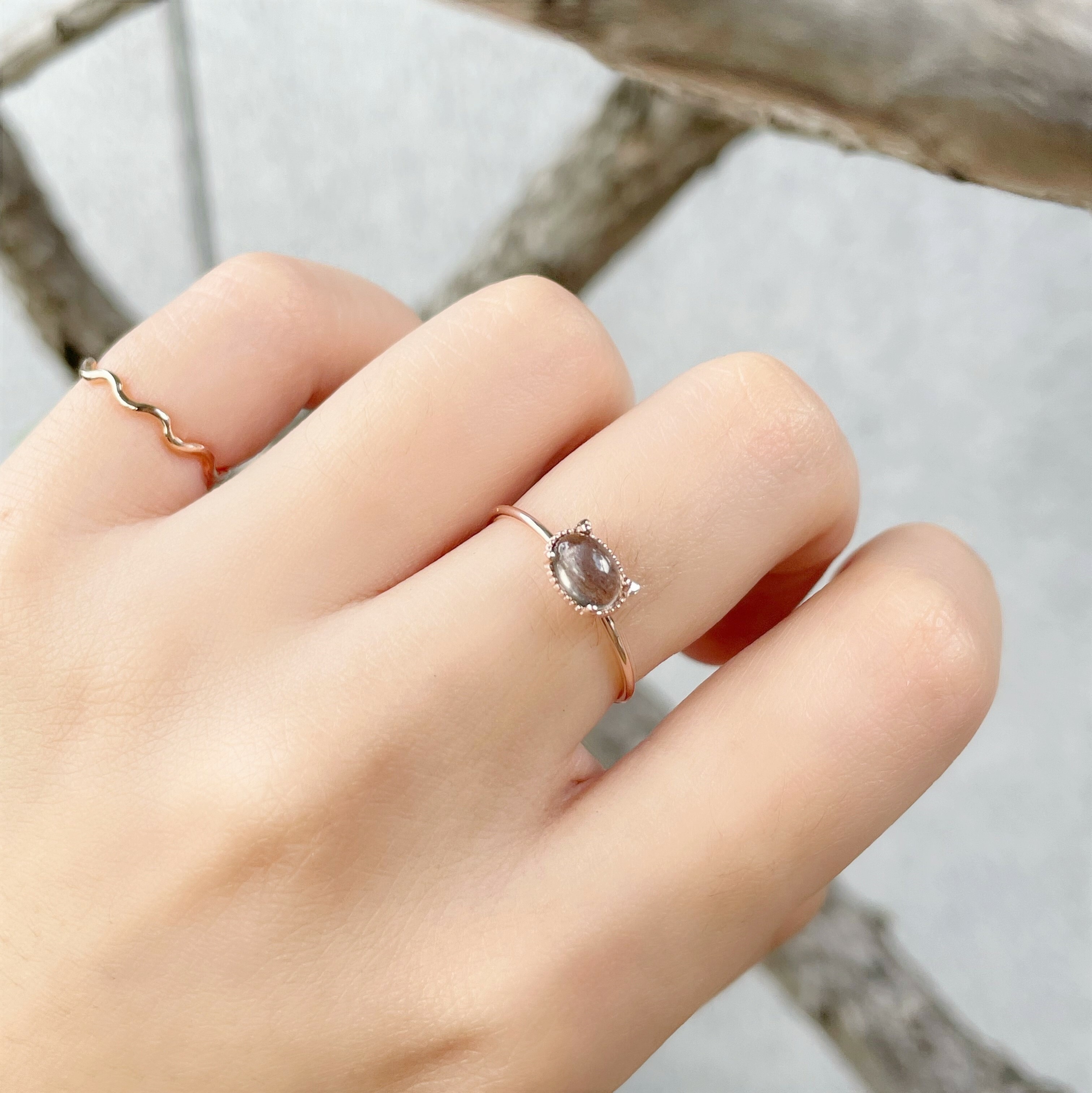 Snowy cat棕月光戒指