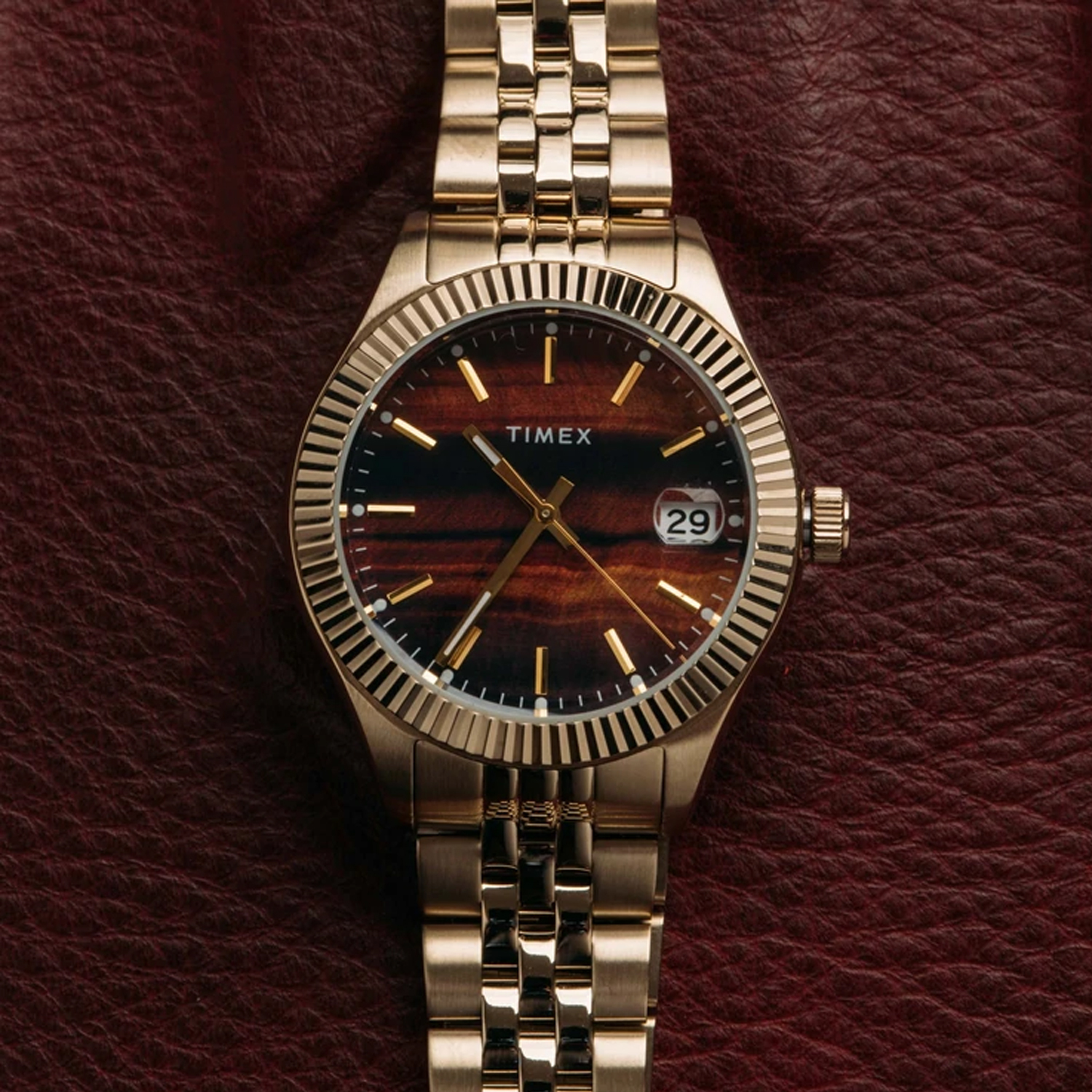 Timex Waterbury 34mm 女裝 金啡 虎眼紋 石英錶 TW2T87100