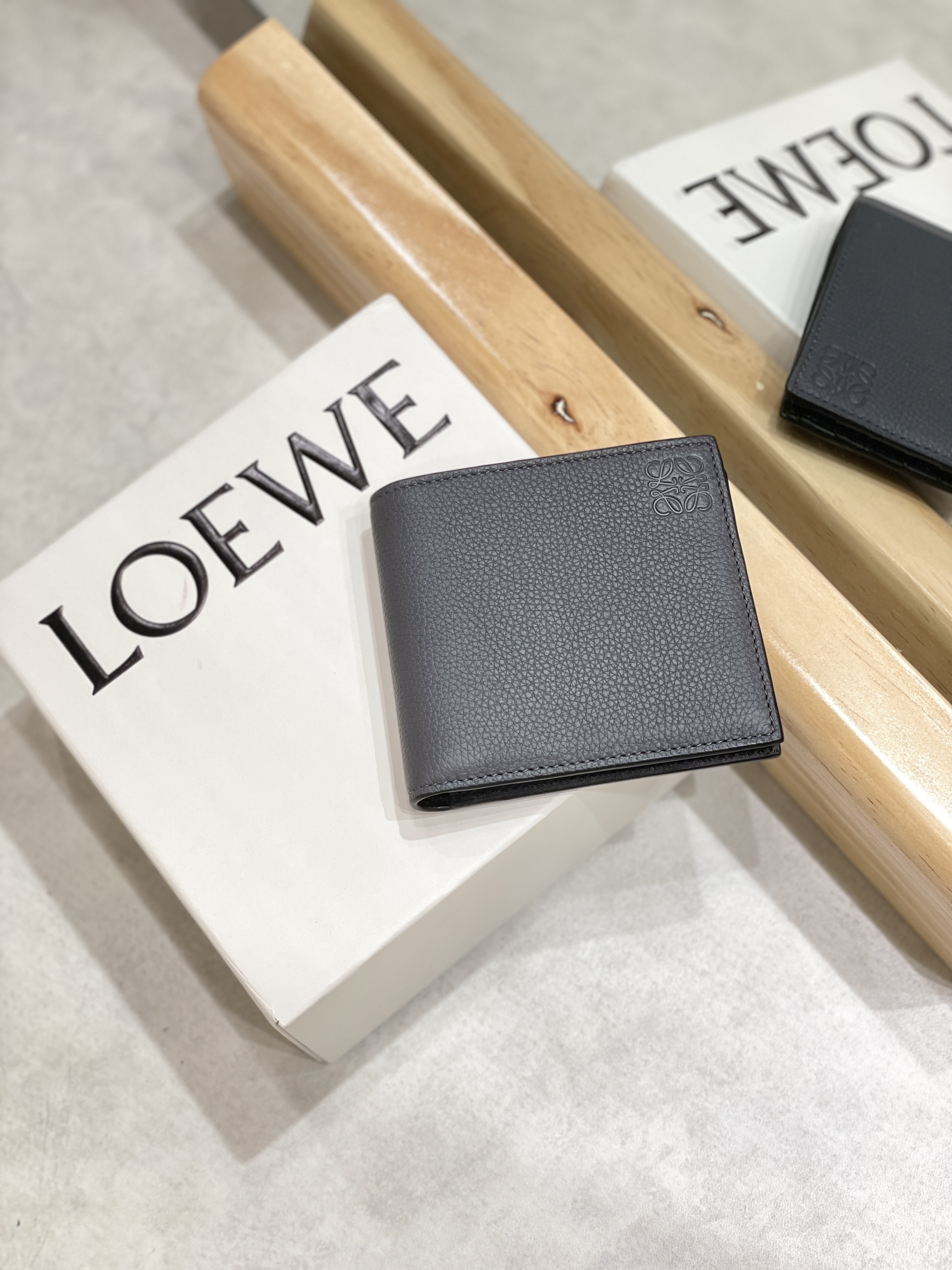 LOEWE Men's Bifold Wallet