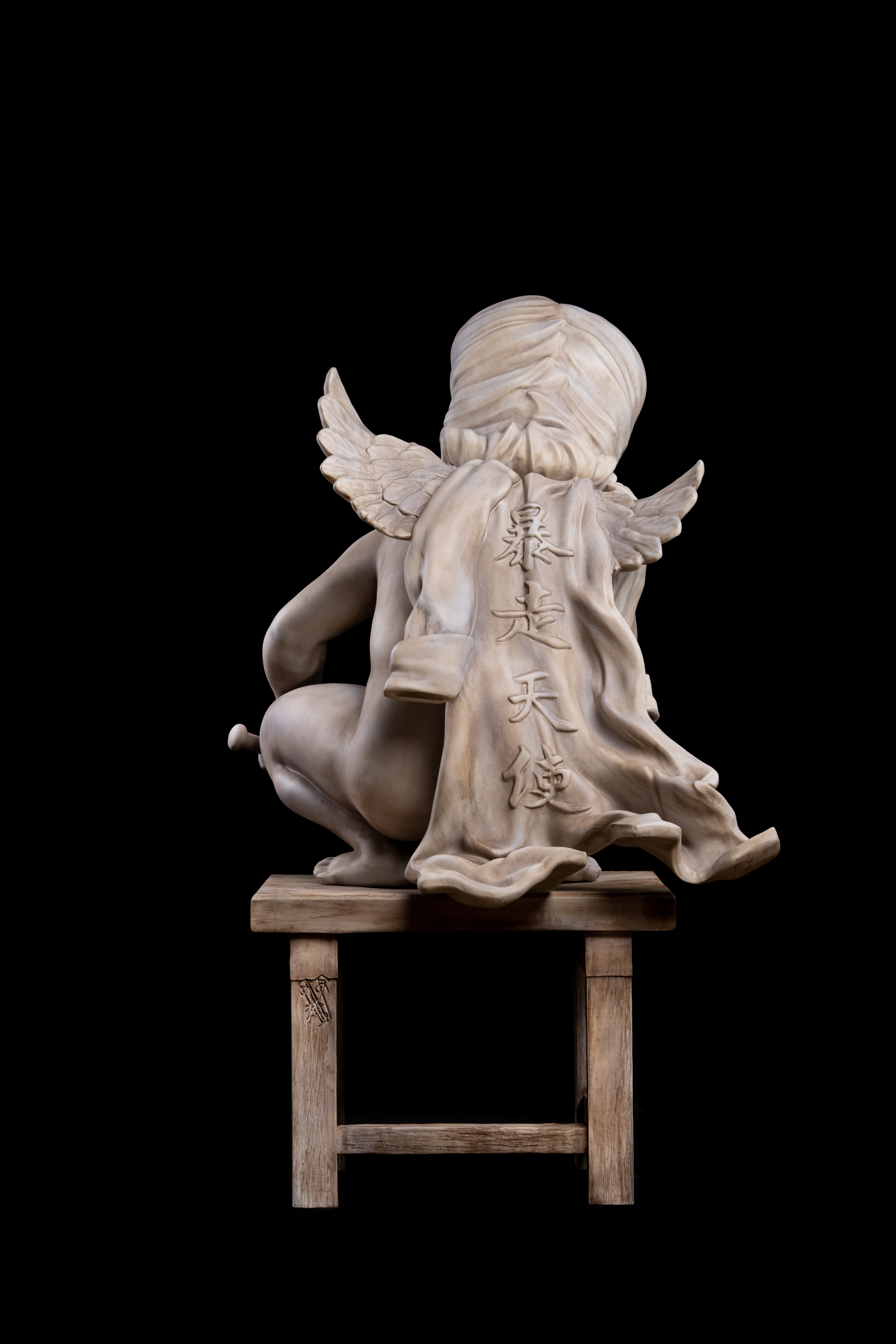 Echoes Gallery Midnight Angel 等身比例暴走天使雕像