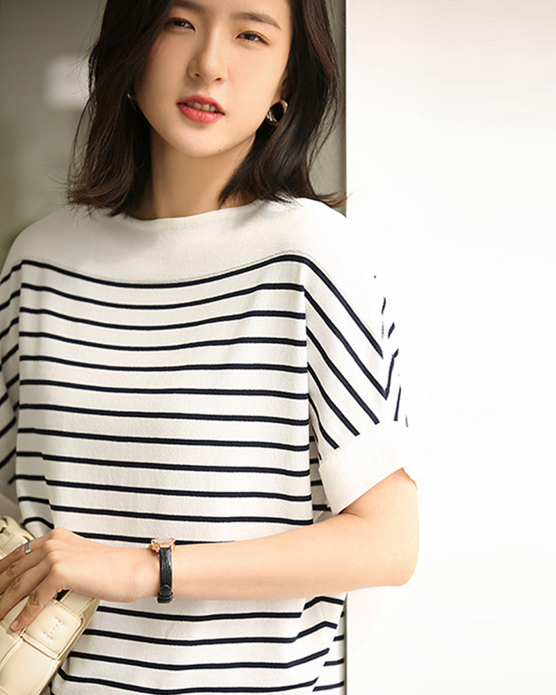 DEER.W 一字領落肩條紋針織上衣 藏青